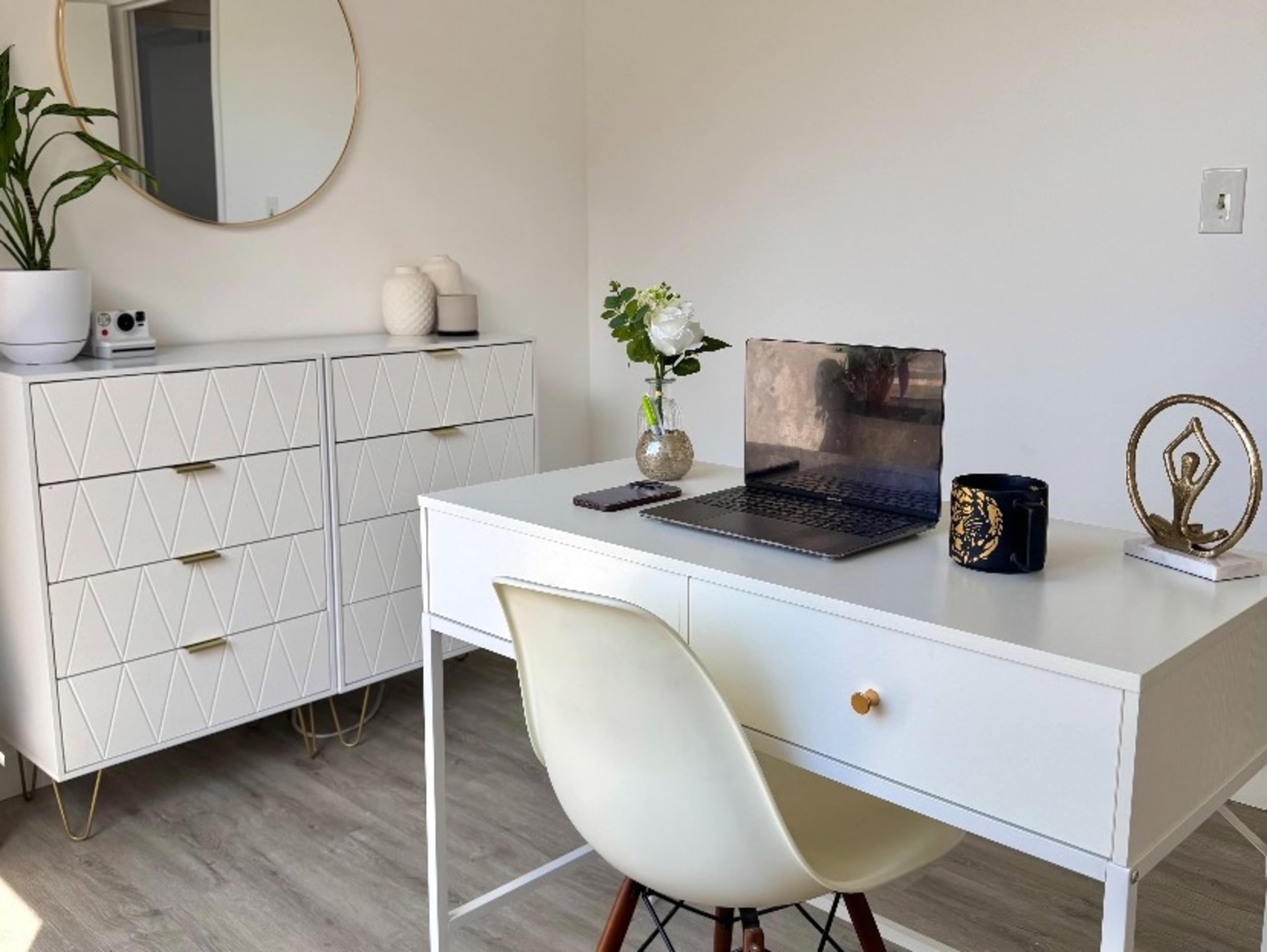 Furnished Private Office 