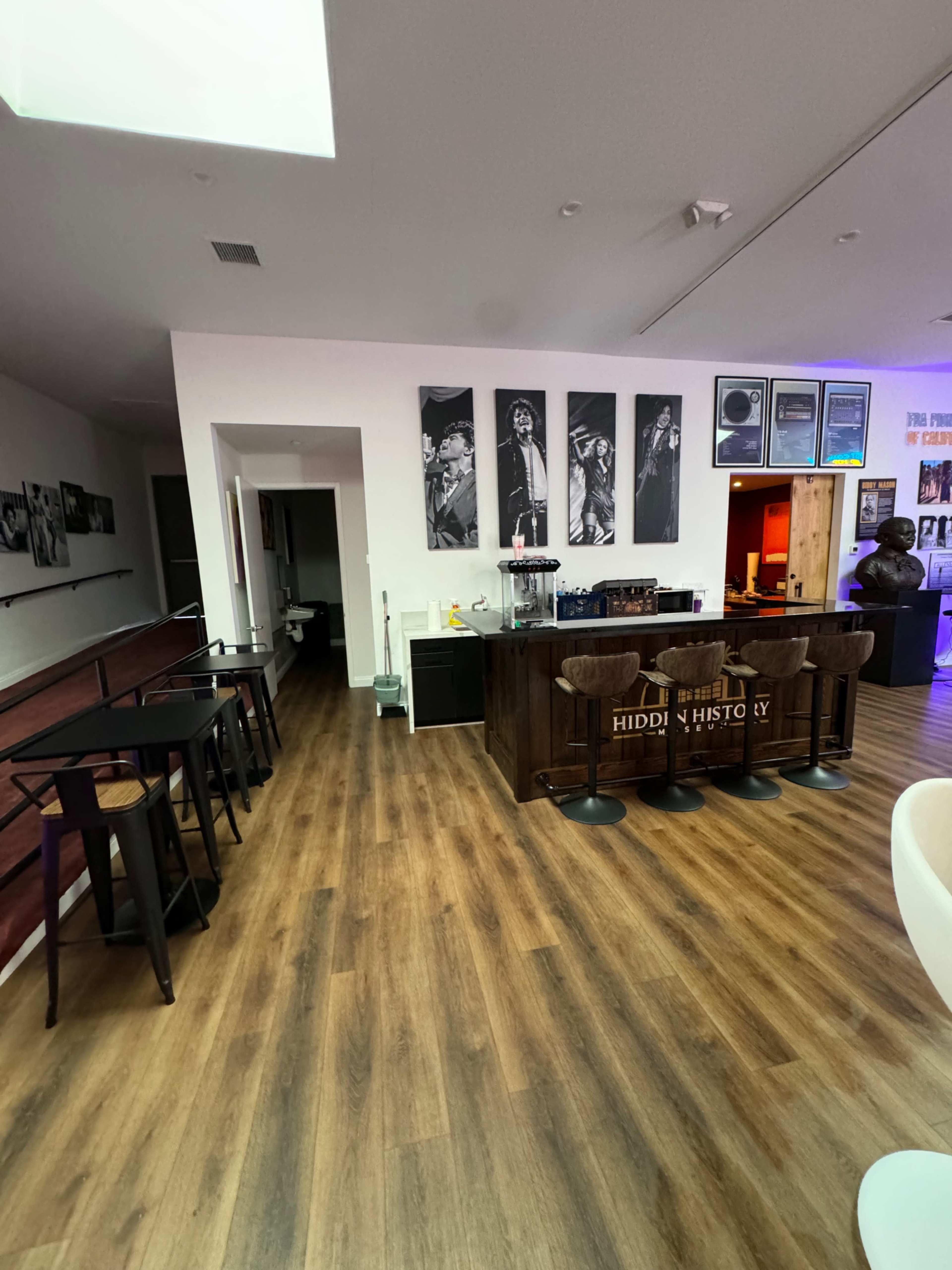 Urban Indoor & Outdoor Event Space Image in Jefferson Park, Los Angeles, CA
