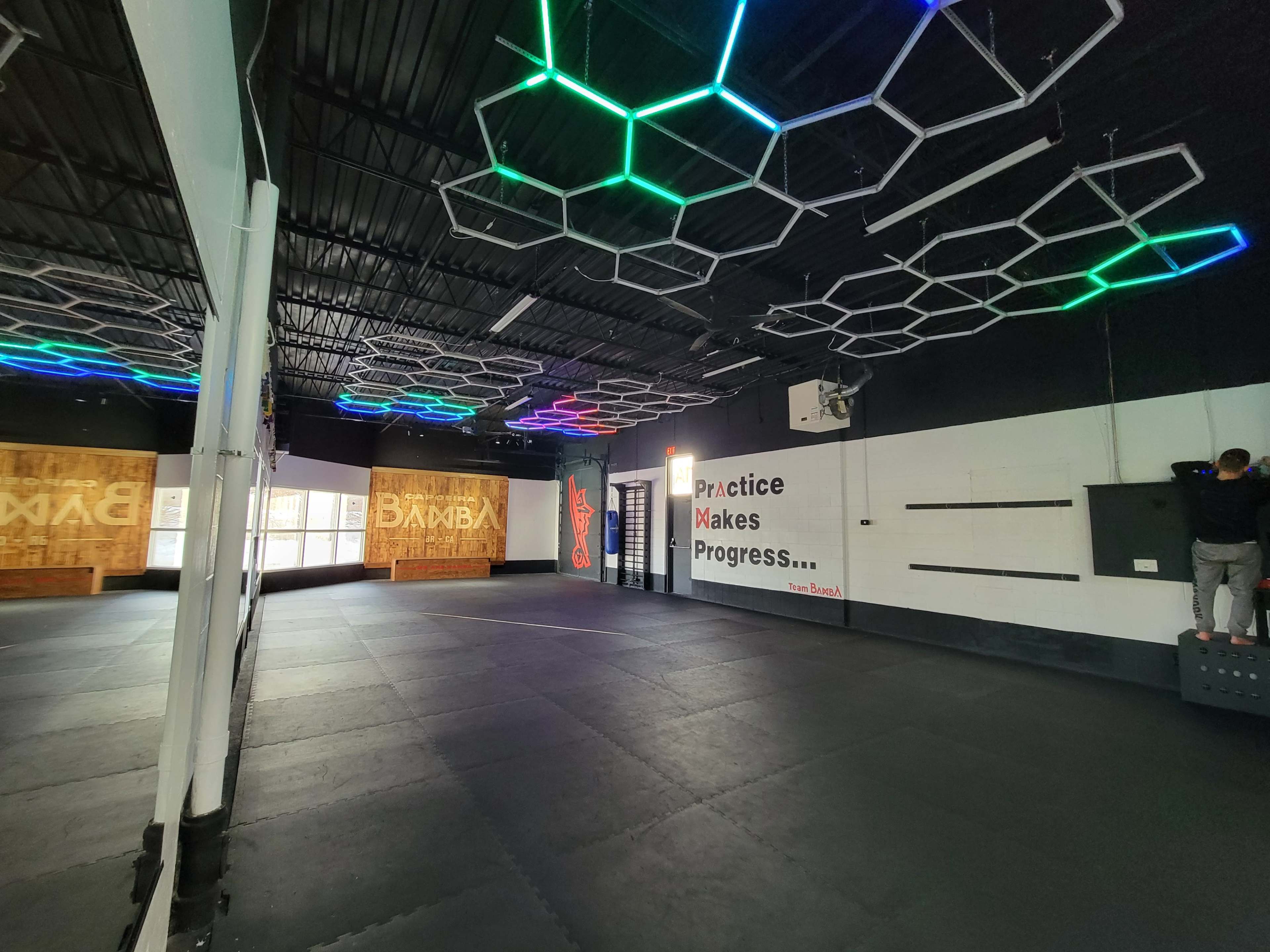 Bright, light-filled main level industrial studio Image in Erin Mills, Mississauga, ON