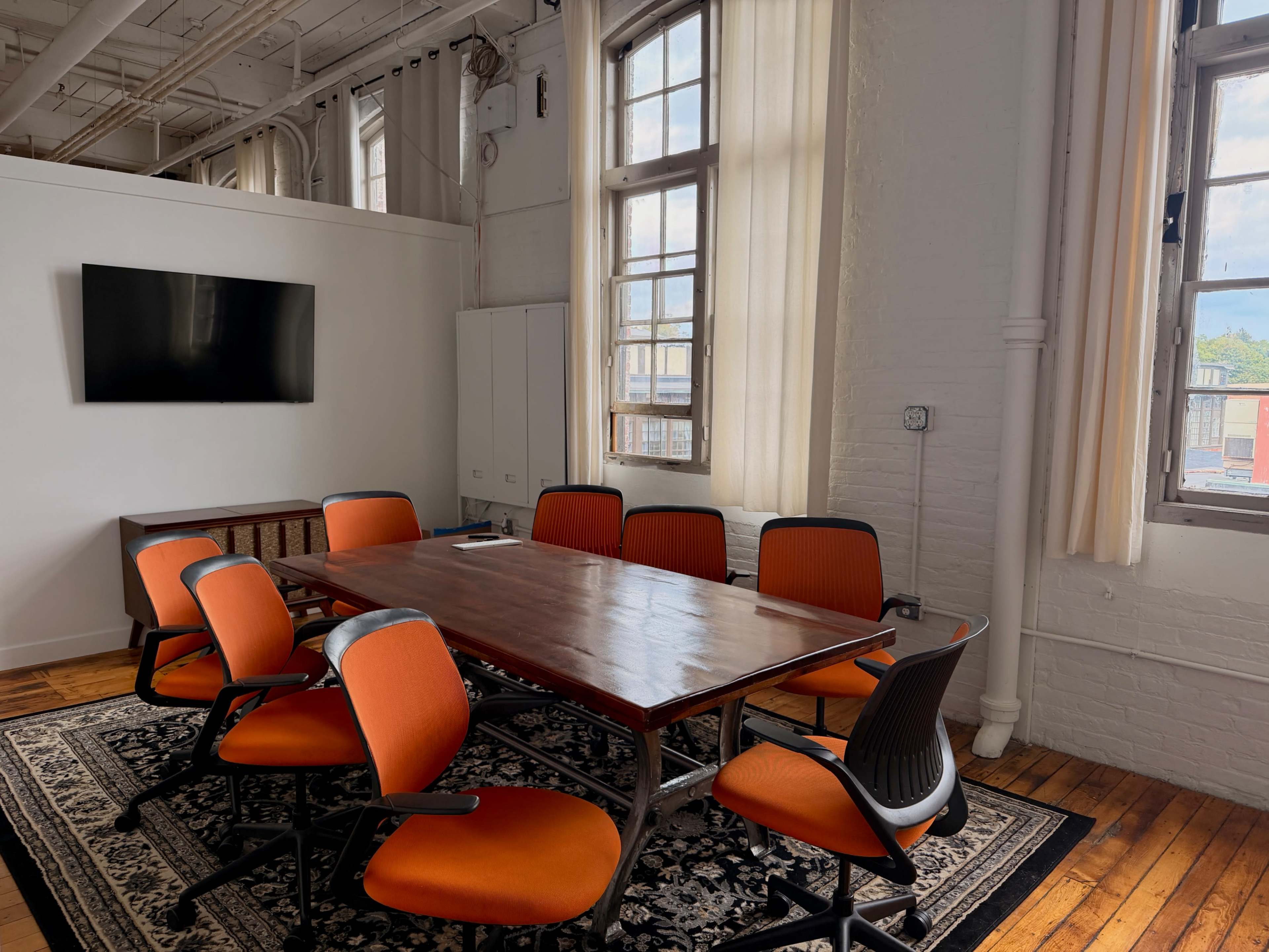 Suburban Creative Loft Studio With Kitchen & Private Office And On Site Parking Image in Framingham, Framingham, MA