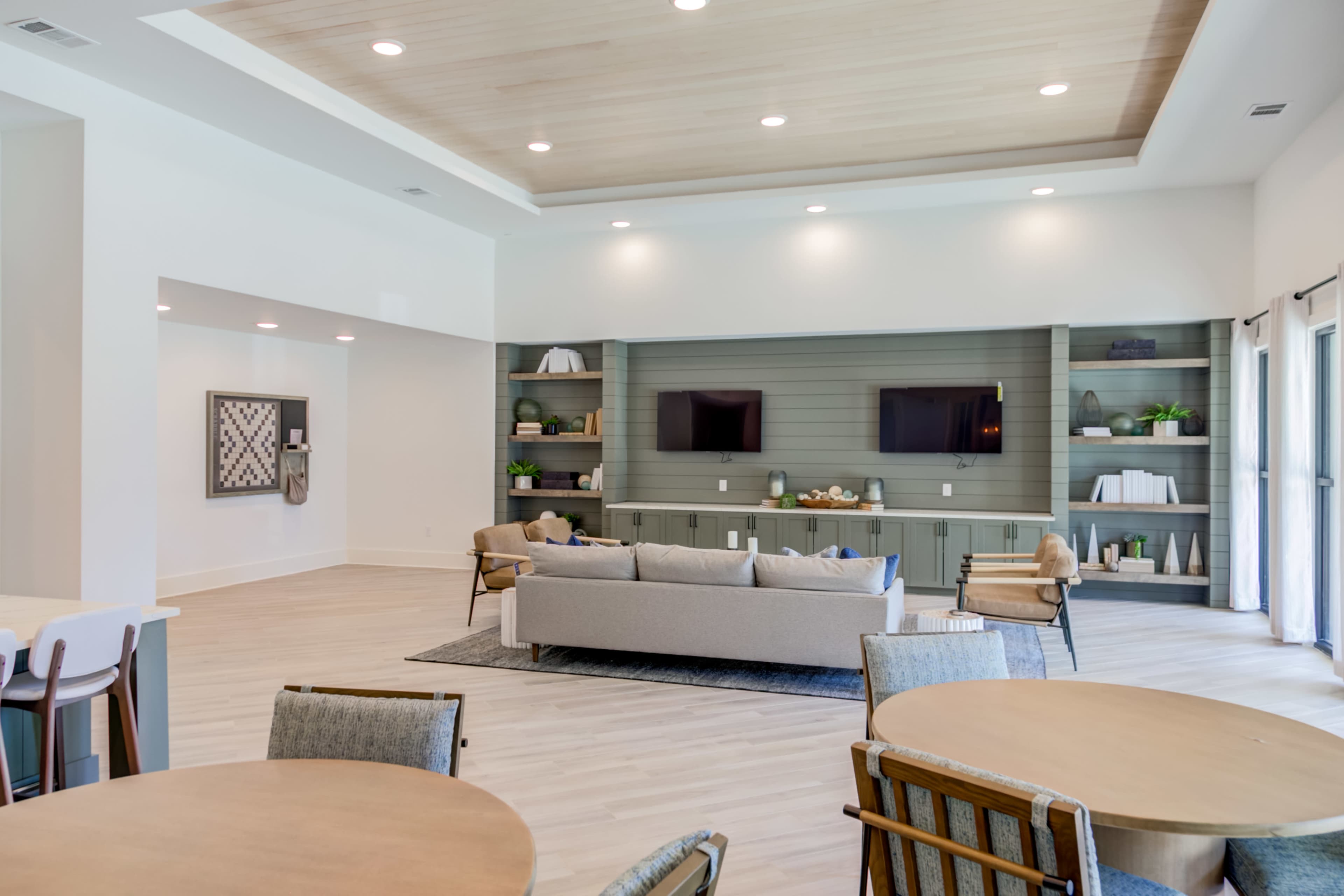 A vibrant club room, perfect for all gatherings! Image in Huntsville, Huntsville, AL