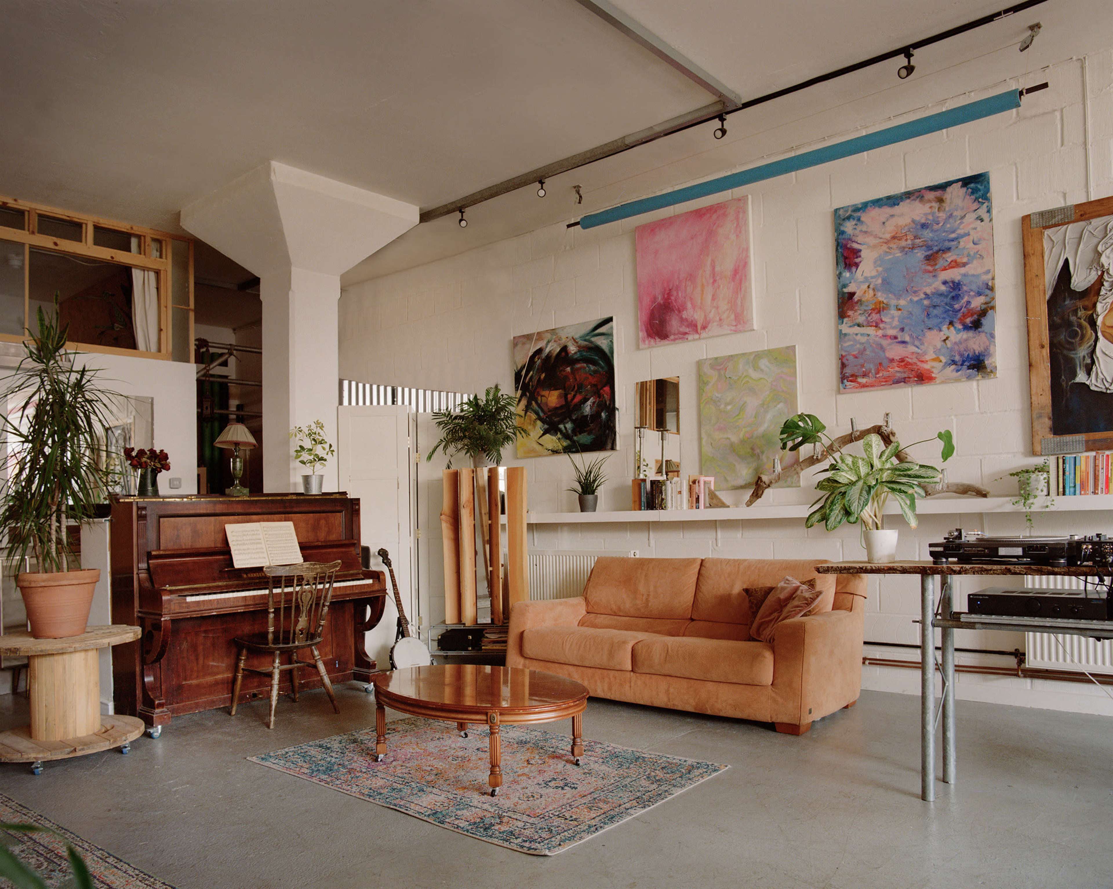 Artistic Warehouse Loft Apartment - Lifestyle / Photography Studio Image in Stratford, London, ENG
