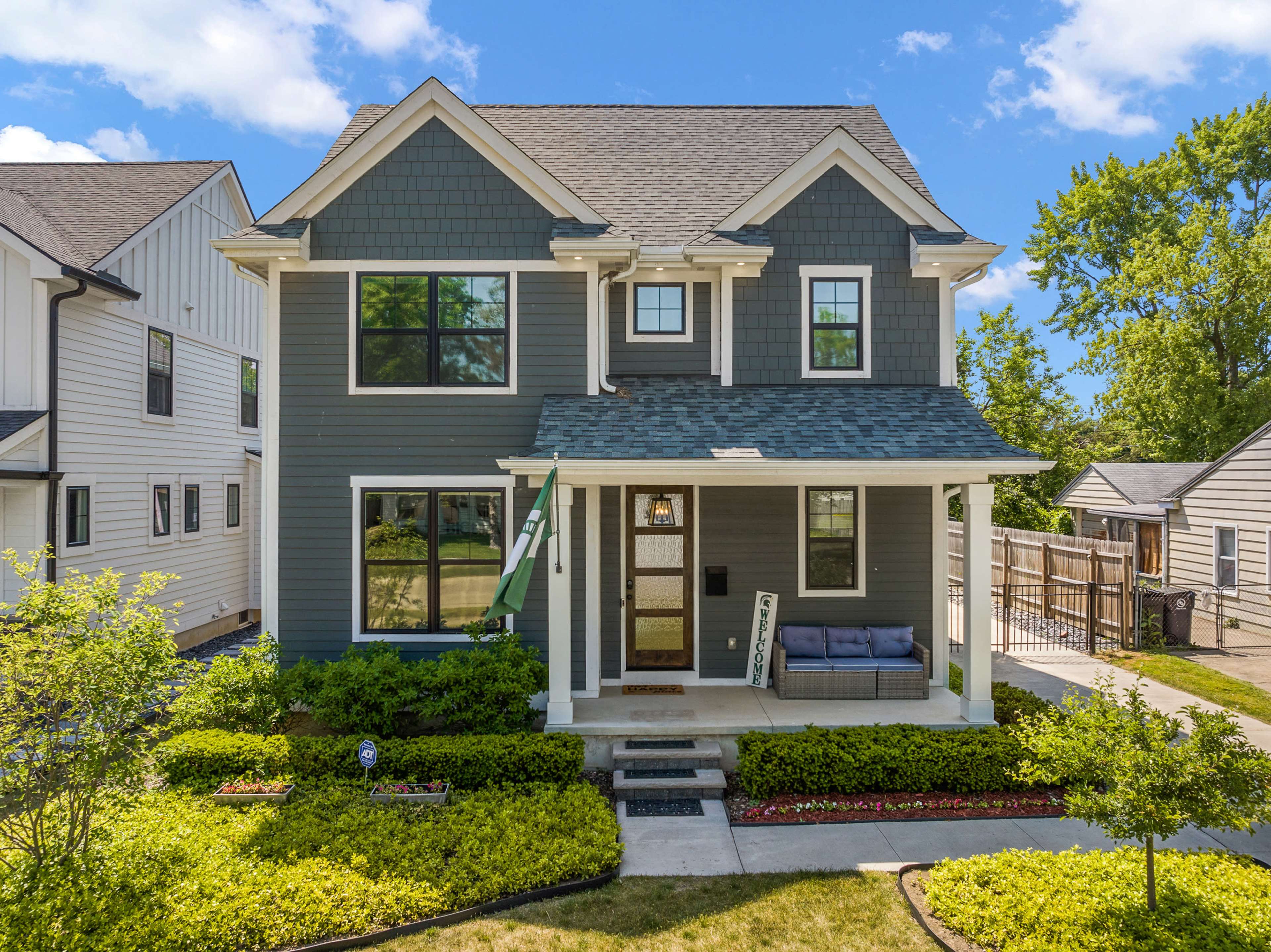 Linwood Luxury Living Image in Royal Oak, Royal Oak, MI