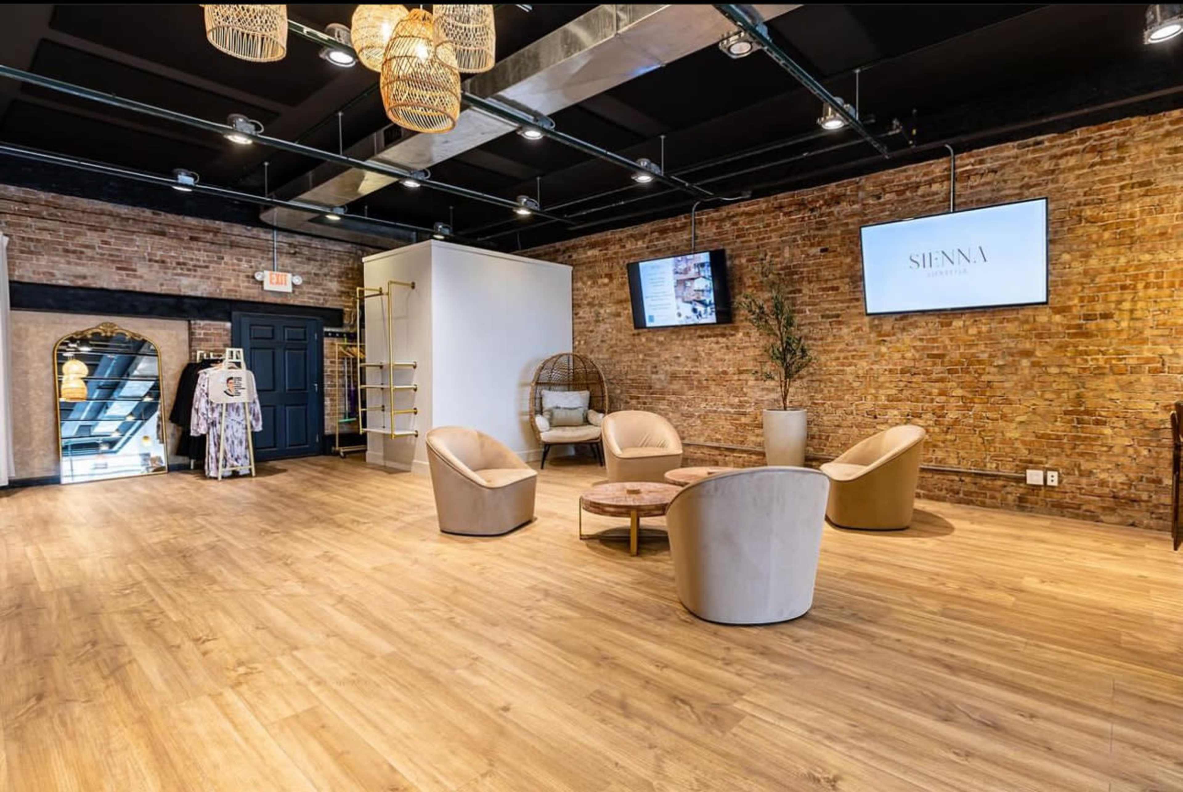 Cozy & Intimate Event Space in Downtown Grayslake Image in Avon Township, Grayslake, IL