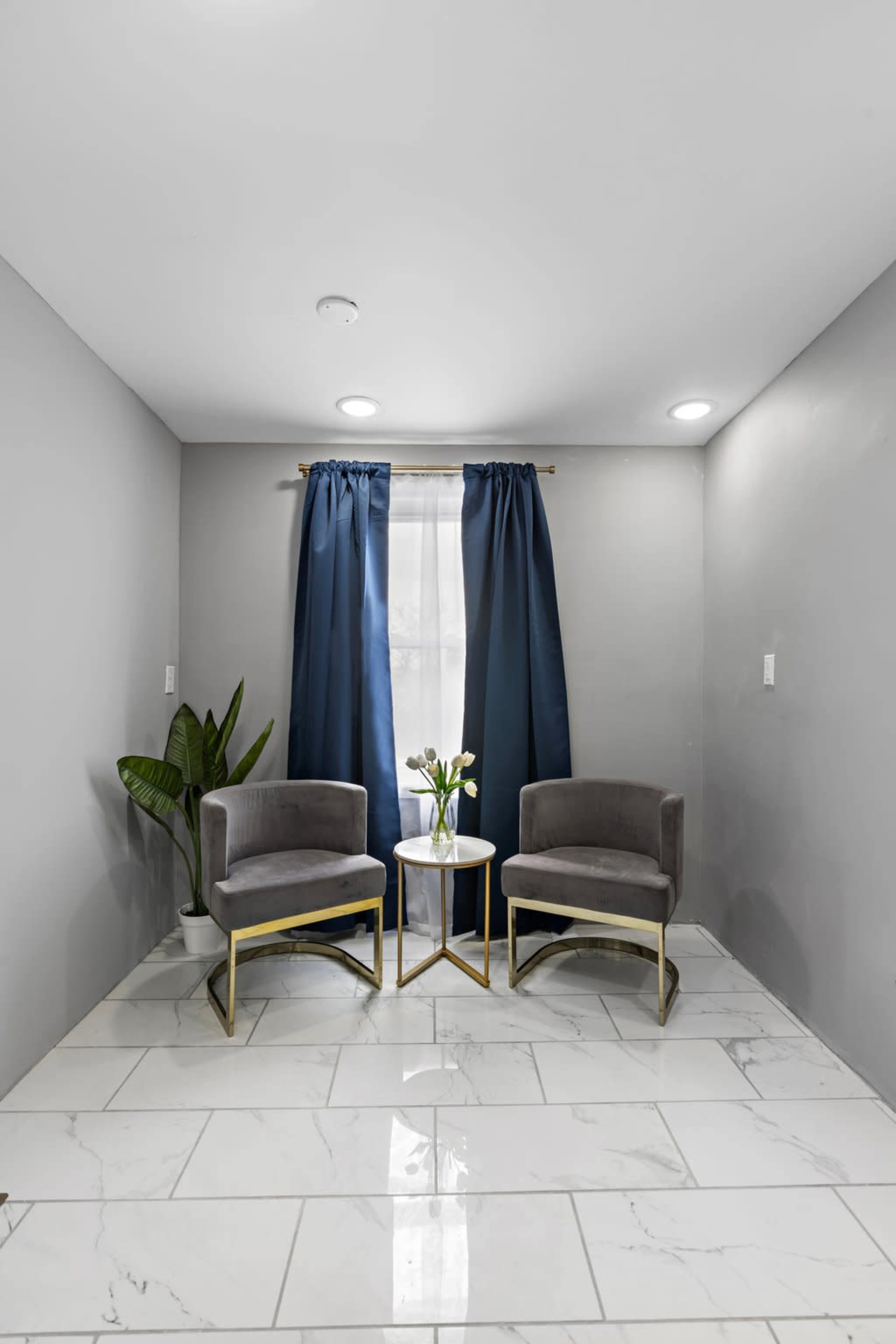 Modern Urban Cozy 5 Bedroom Home Image in Greenville, JERSEY CITY, NJ