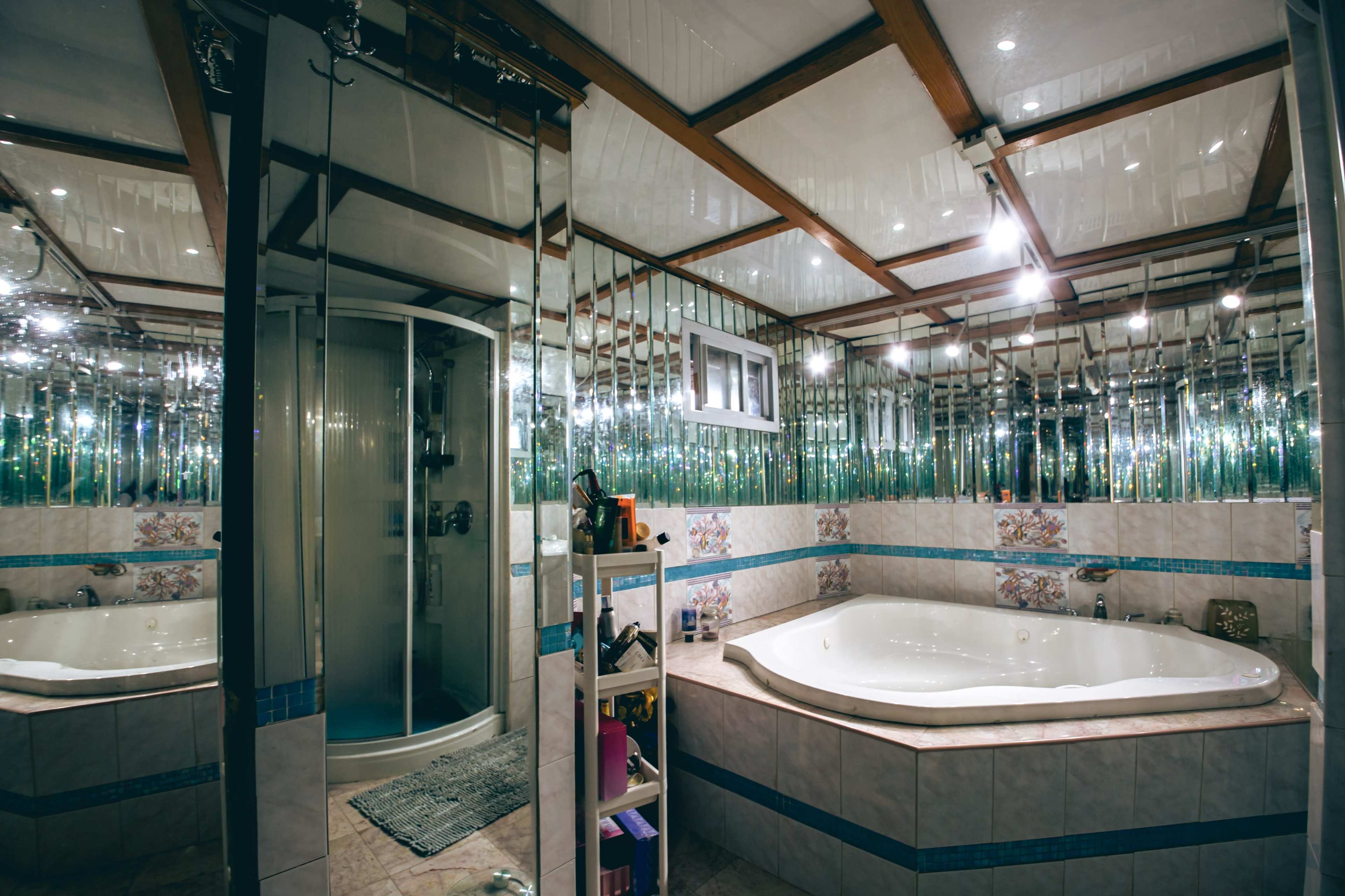 Vintage Loft with Exposed Wooden Beams Image in Jamaica, Jamaica, NY