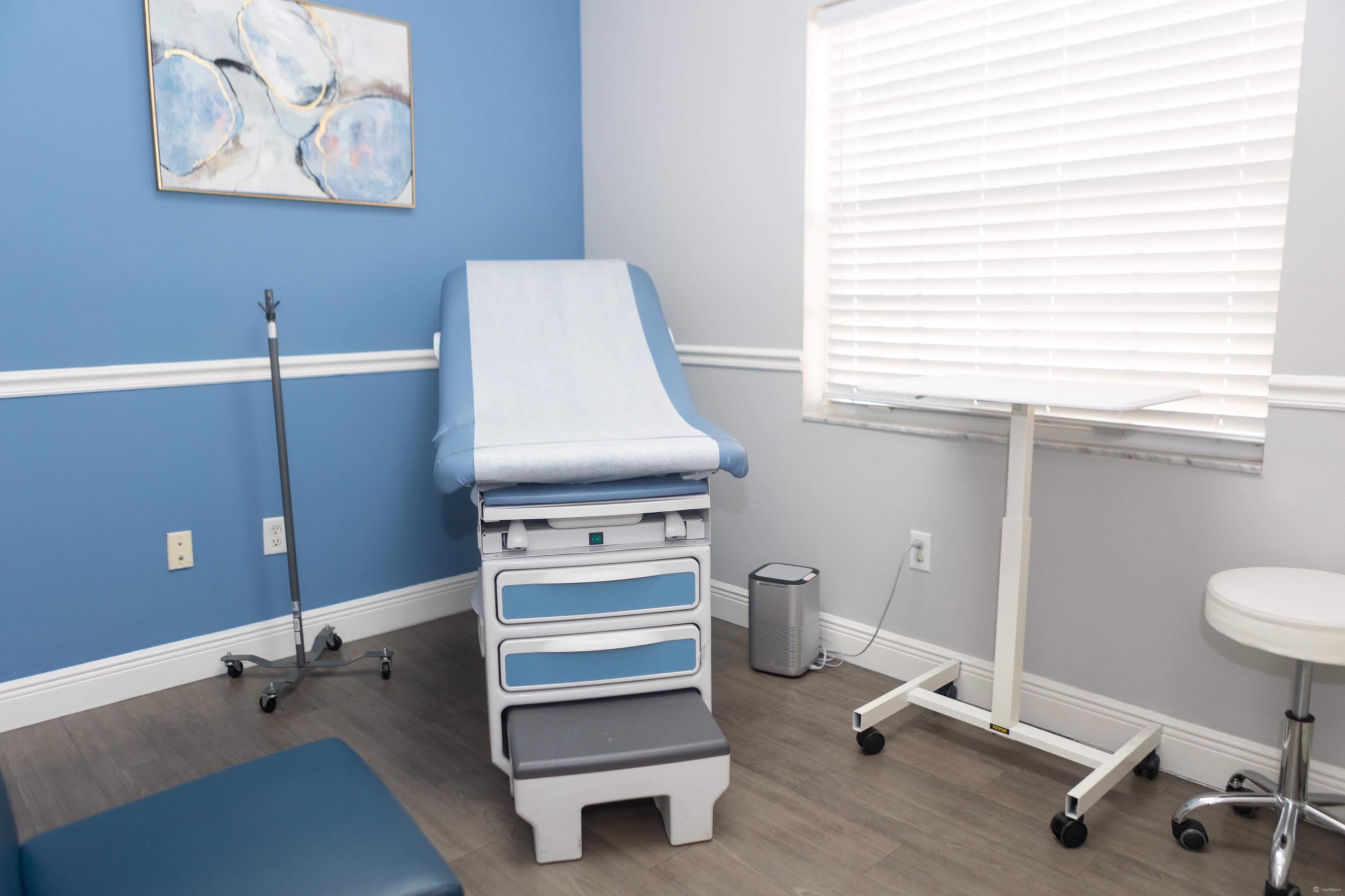 Tampa Medical Office Exam Rooms For Rent Image in University, Tampa, FL
