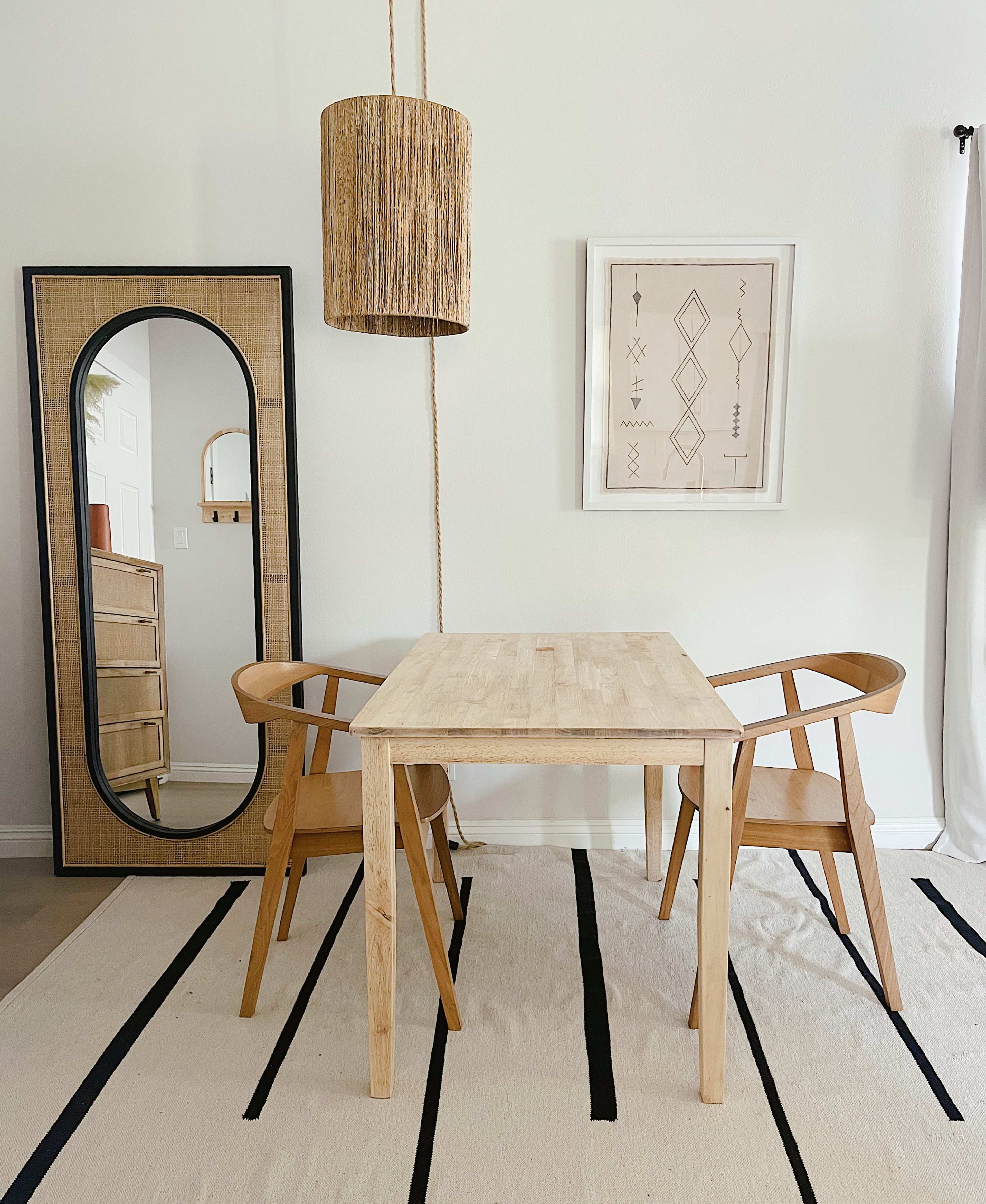 Bungalow Studio Image in Sherwood Forest & Thistle Development, Anaheim, CA