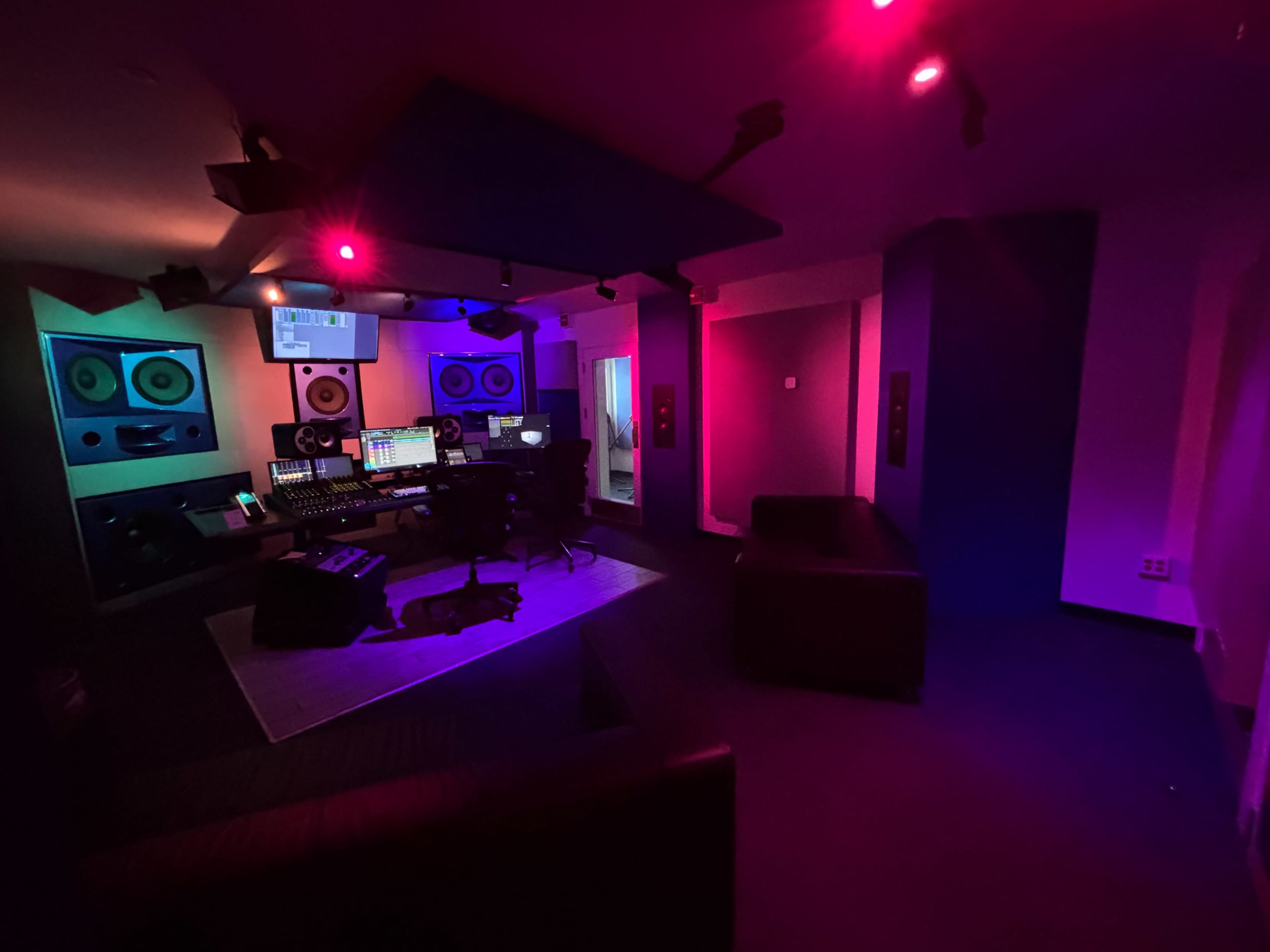 Futuristic, Cutting Edge Studio in Lower Manhattan Image in Lower Manhattan, New York, NY