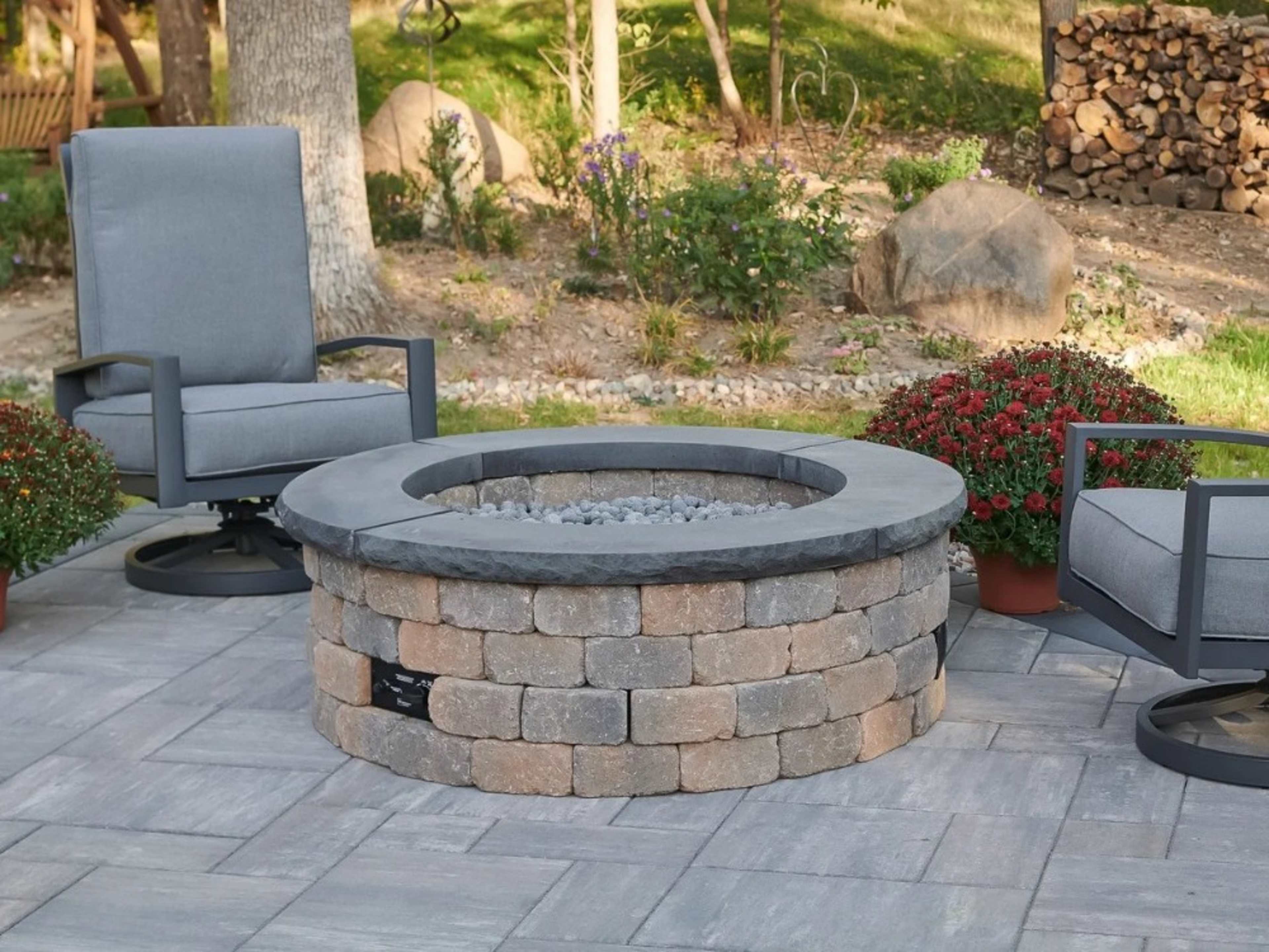 OUTDOOR PROPANE FIRE PIT