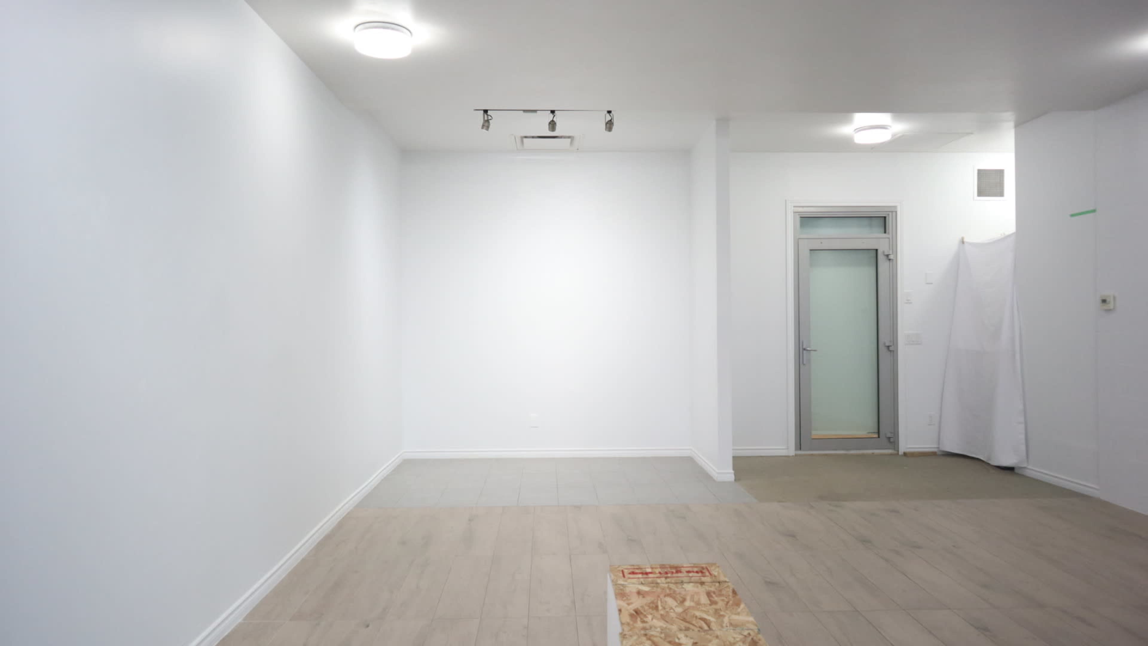 Downtown Gallery and Art Space (wheelchair accessible) Image in Strathcona, Vancouver, BC