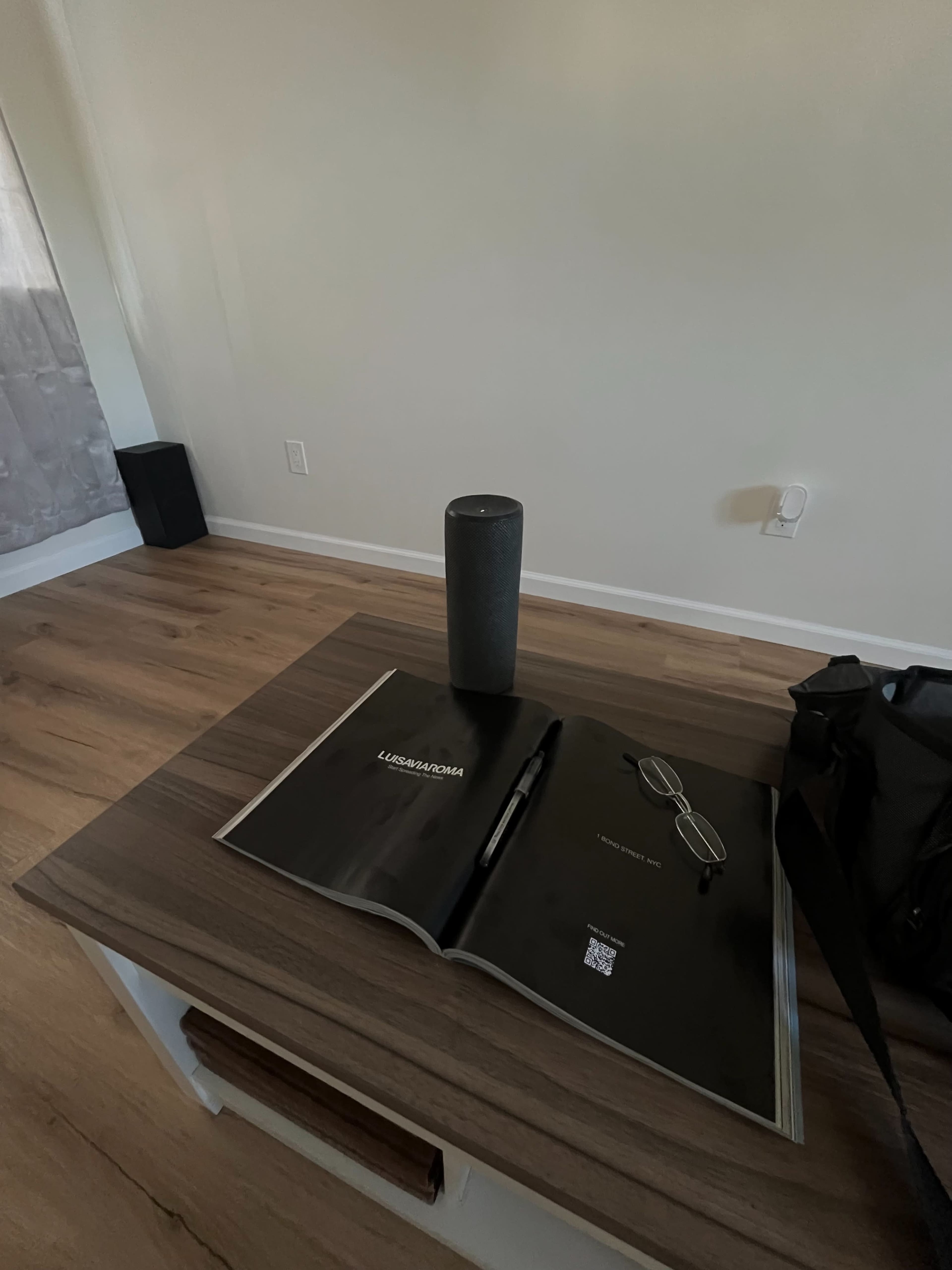 Creative Loft & Studio for Rent Near LAX | Perfect for Meetings, Creative Workspace, Professional Shoots Image in Hyde Park, Los Angeles, CA
