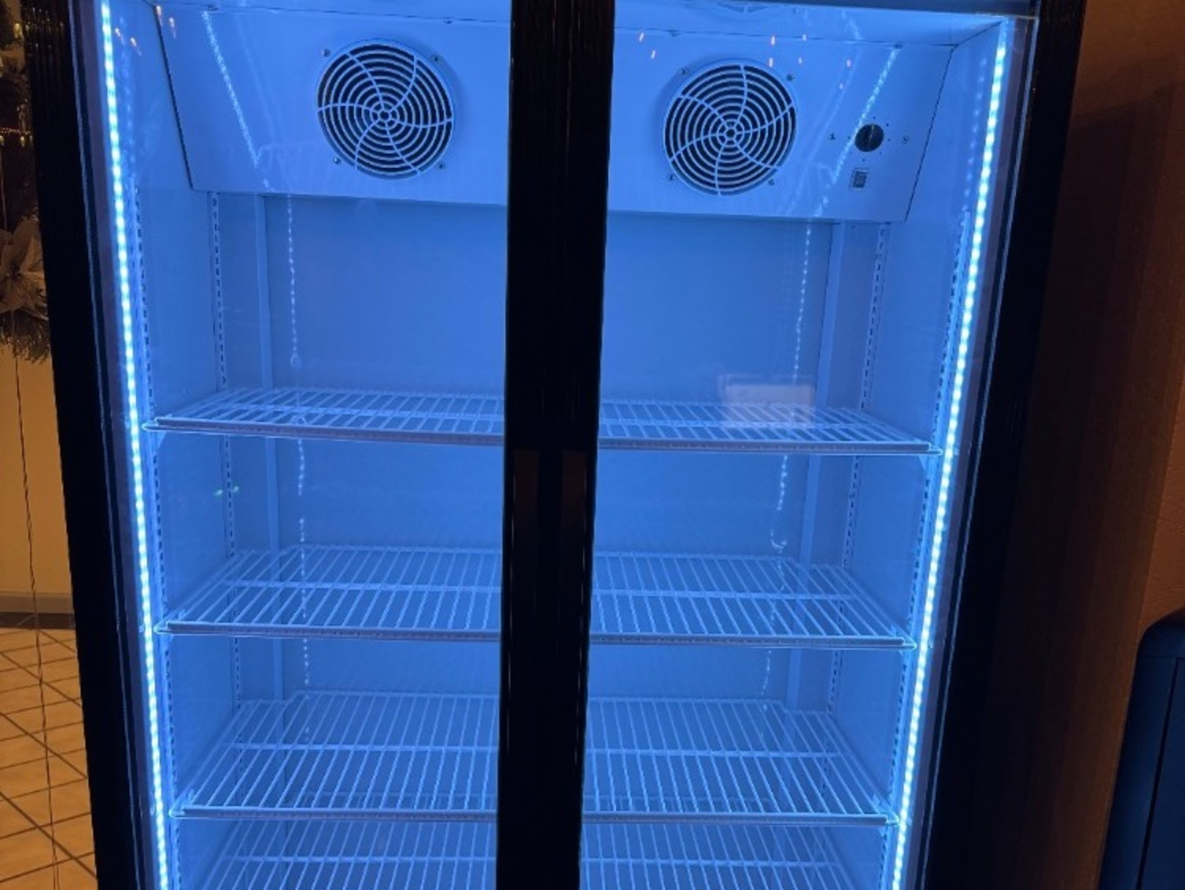 Refridgerator 