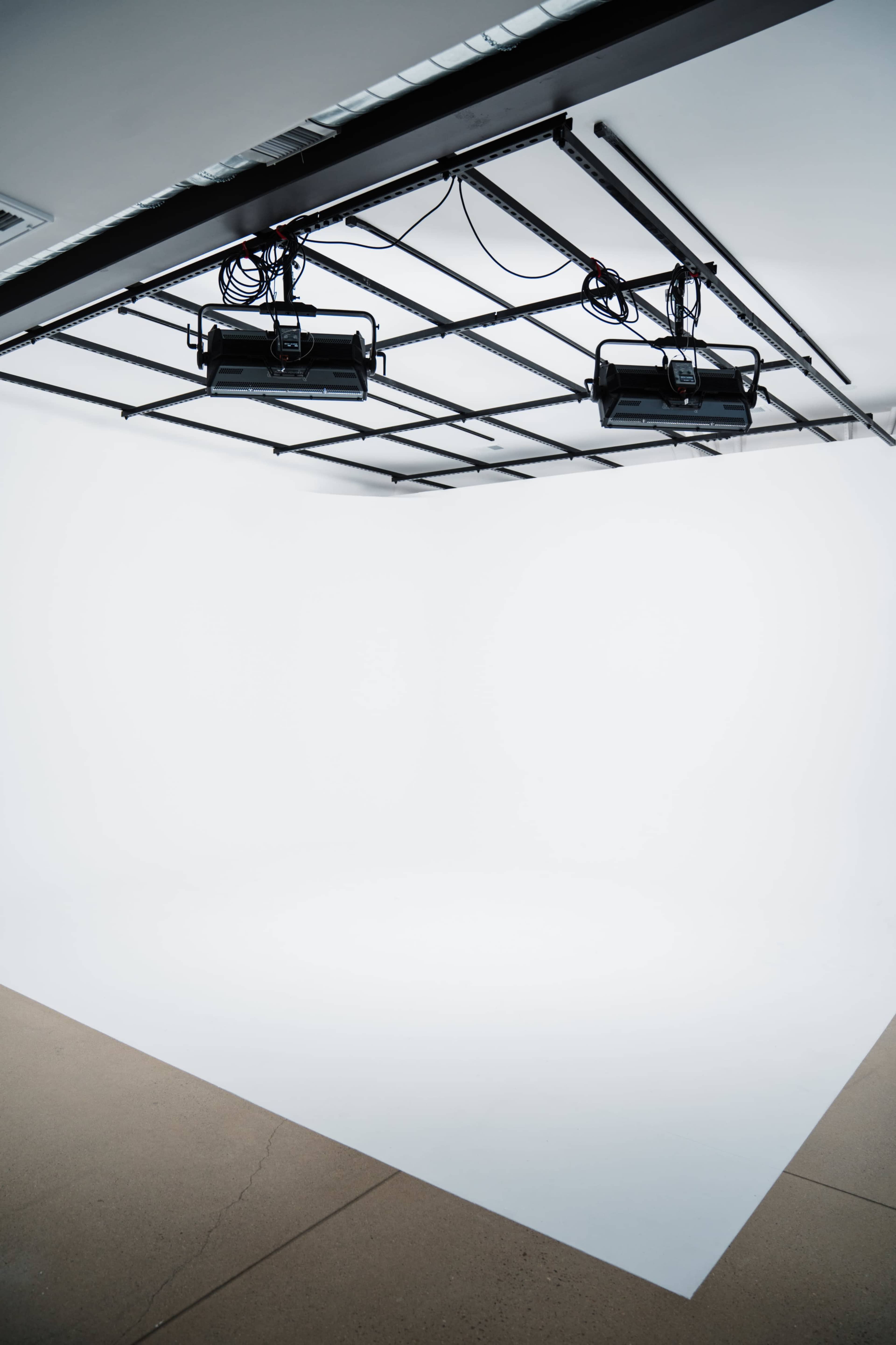 Clean, Modern Studio with Cyclorama Wall Image in Frederick, Frederick, CO