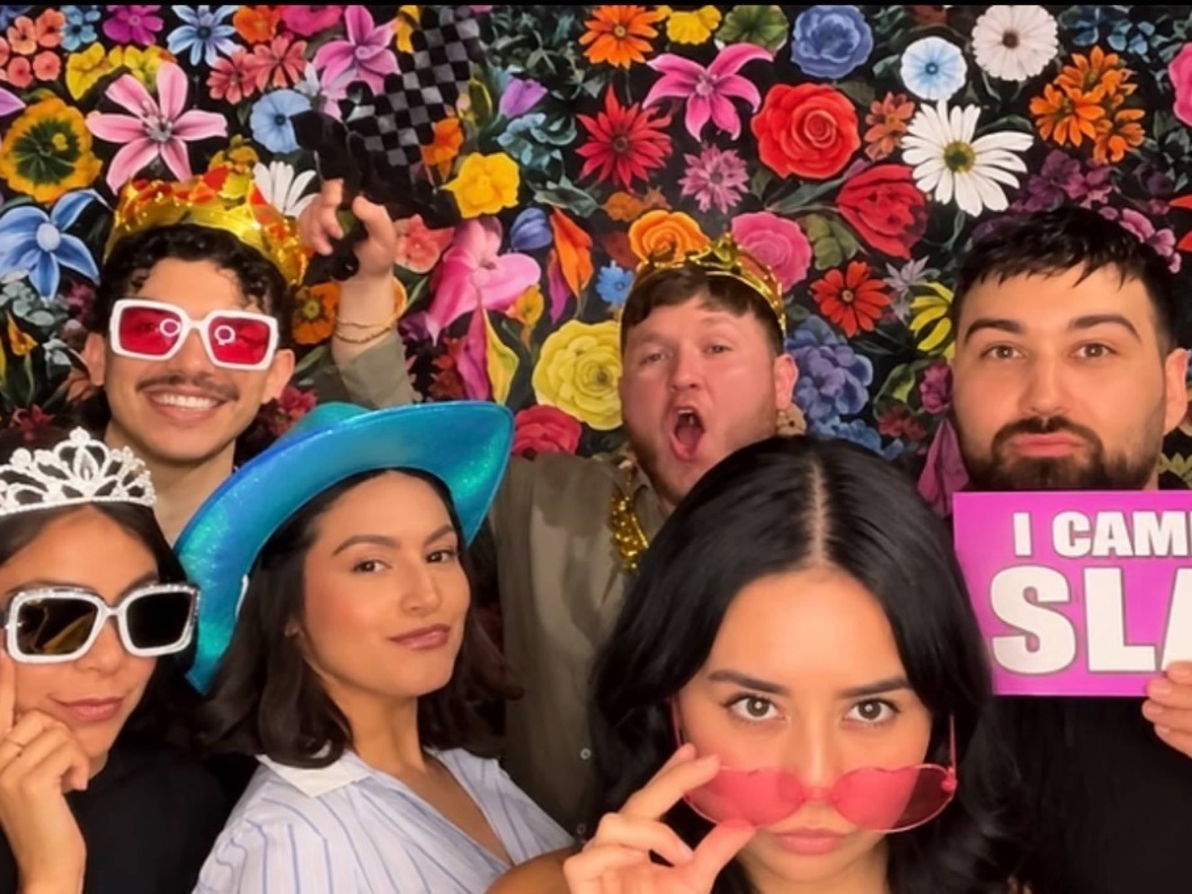 Digital Booth Experience Instant Sharing