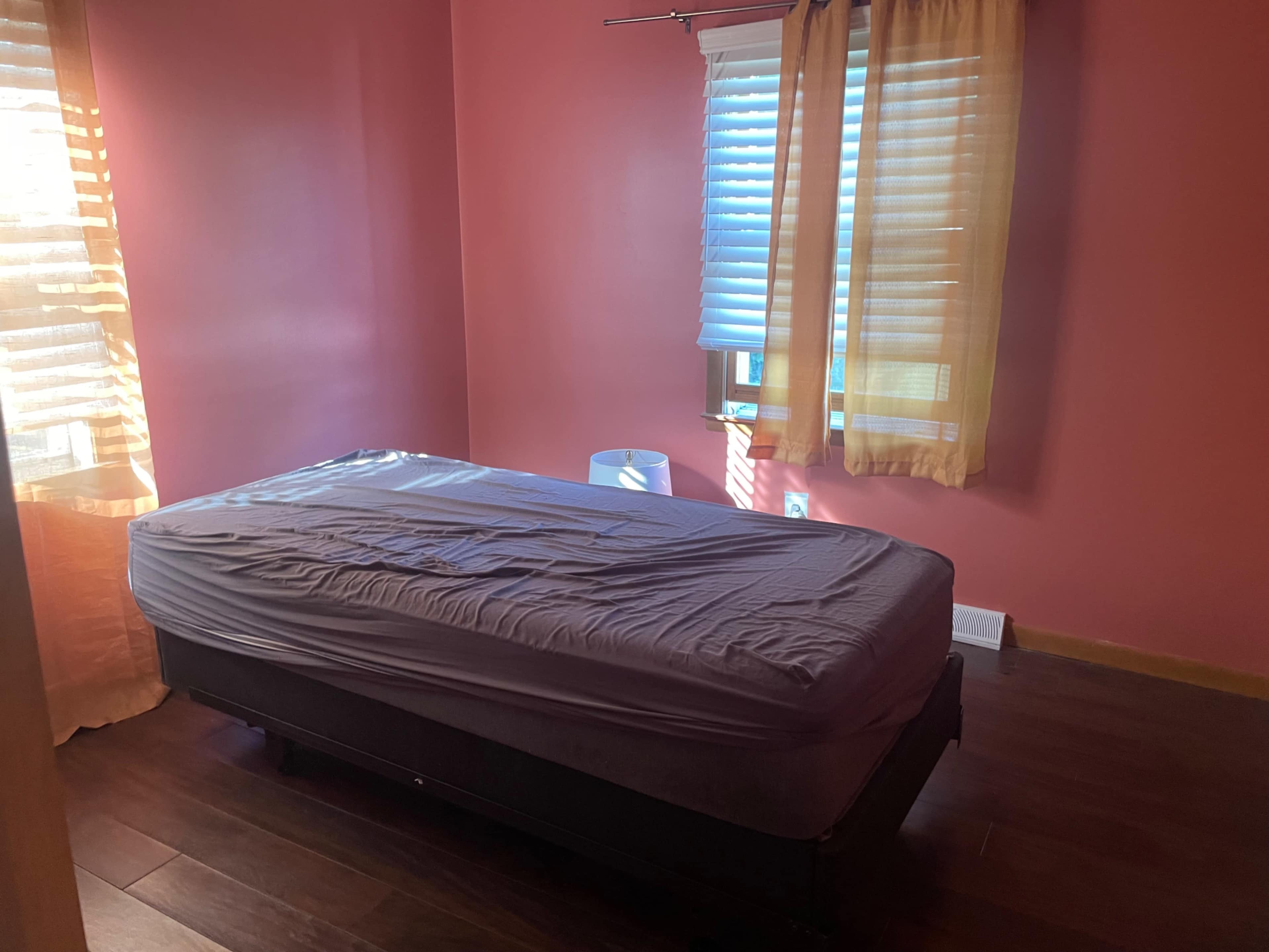 Spacious Home with Backyard Image in Burlington, Burlington, NJ