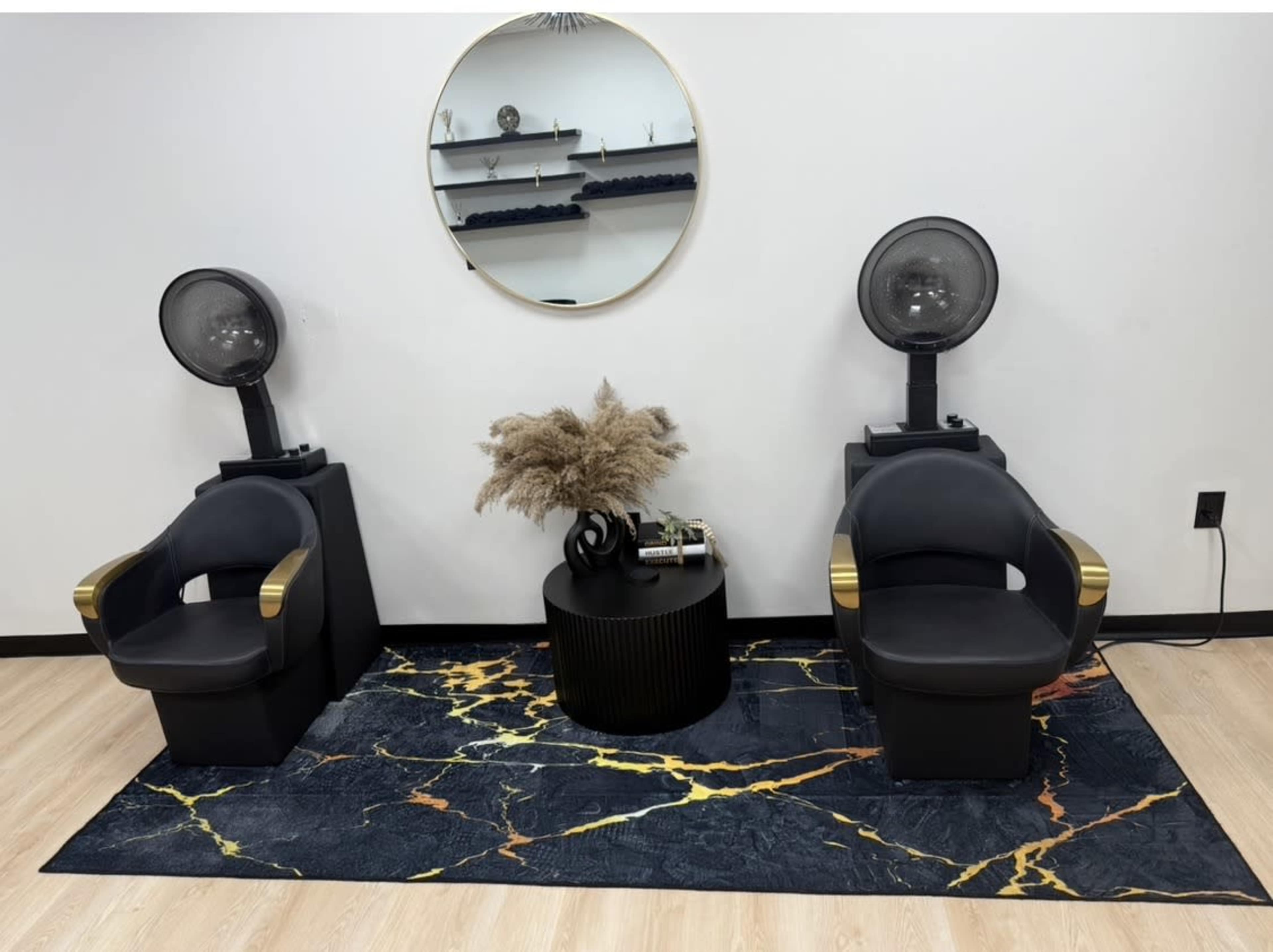 Suburban business warehouse space Image in , Cypress, TX