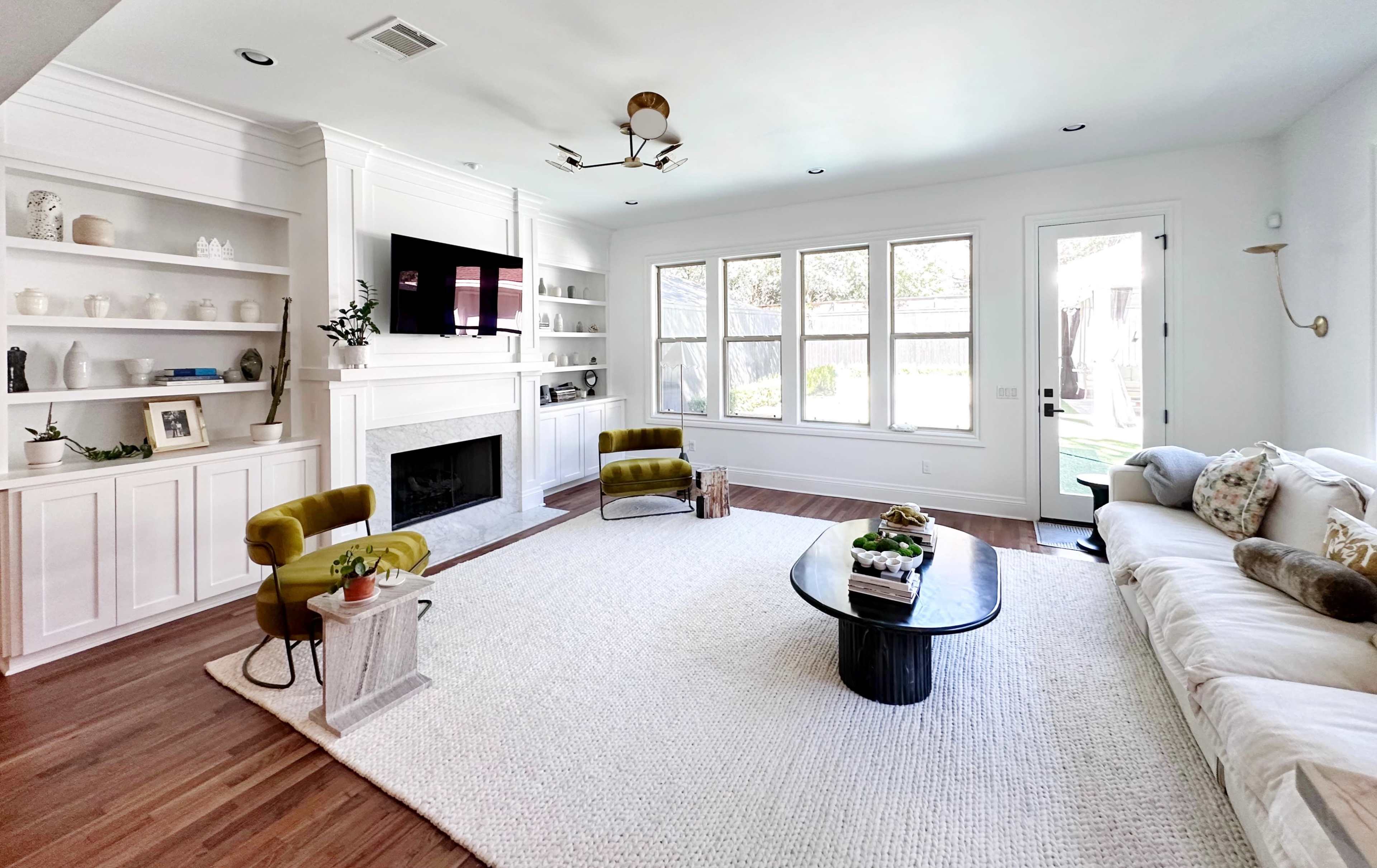 Light-Filled Modern Farmhouse with Amazing Pool + Yard in Tarrytown Image in Tarrytown, AUSTIN, TX