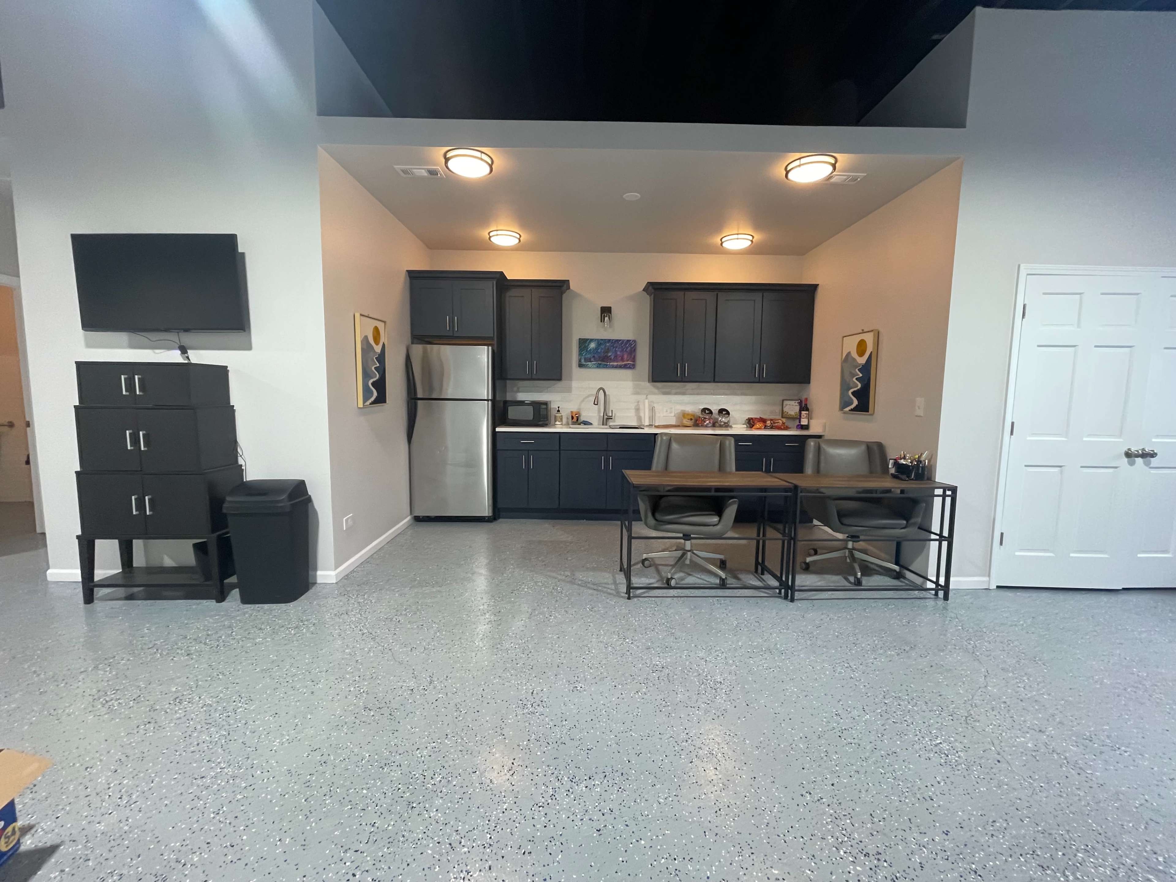 Urban, Near South Side, West of 59th Street Expressway Image in South Side, Chicago, IL