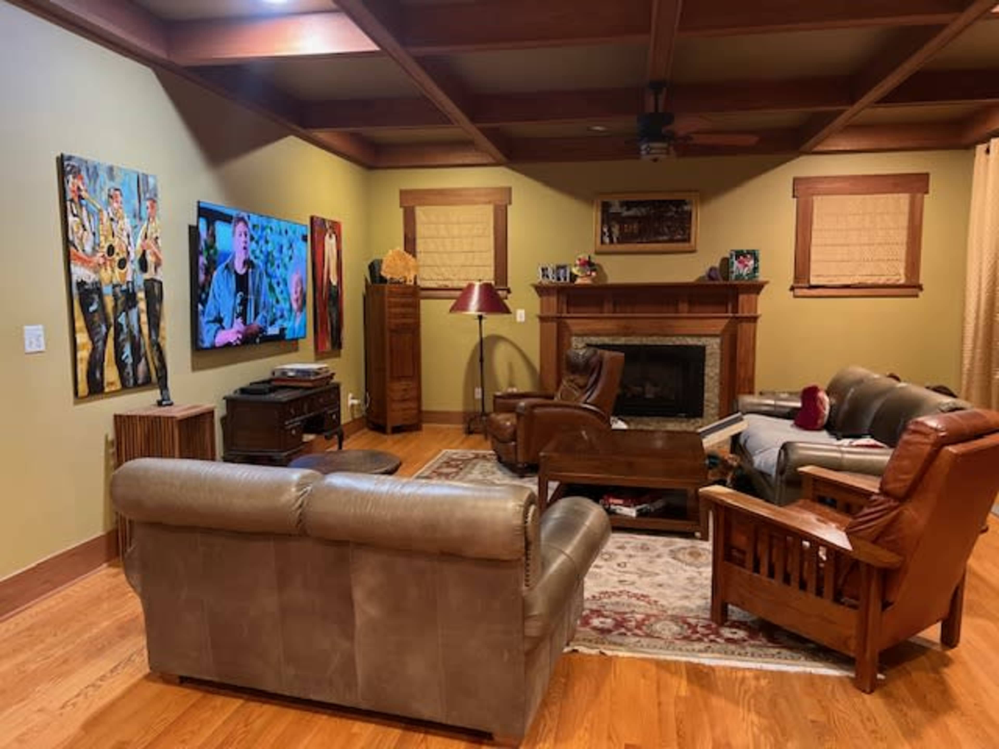 Town of Vienna  - craftsman house Image in Hunter Mill District, Vienna, VA