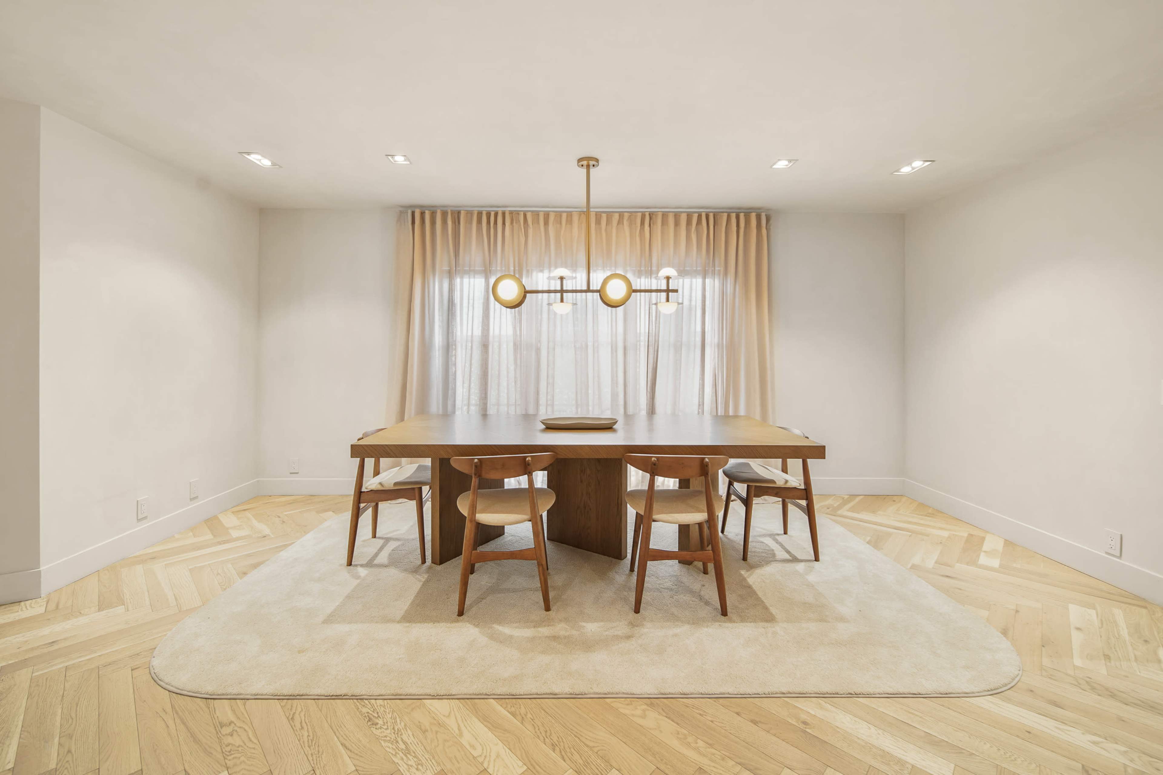 MODERN SPANISH VILLA WITH ARCHES, BEAMS & POOL Image in Central LA, Los Angeles, CA