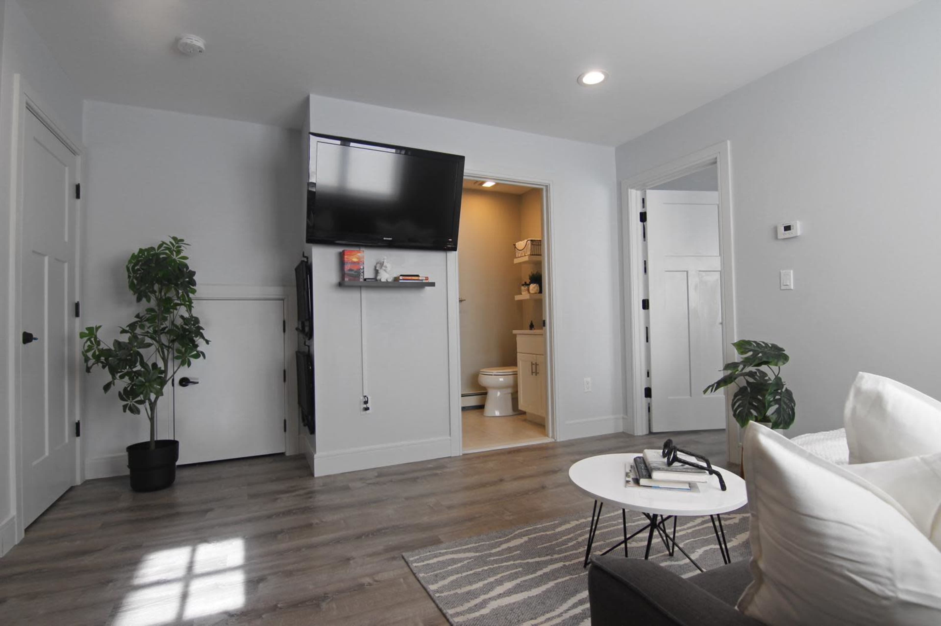 Enjoy modern comfort in a quiet and safe neighborhood. Image in Palisades Park, Palisades Park, NJ