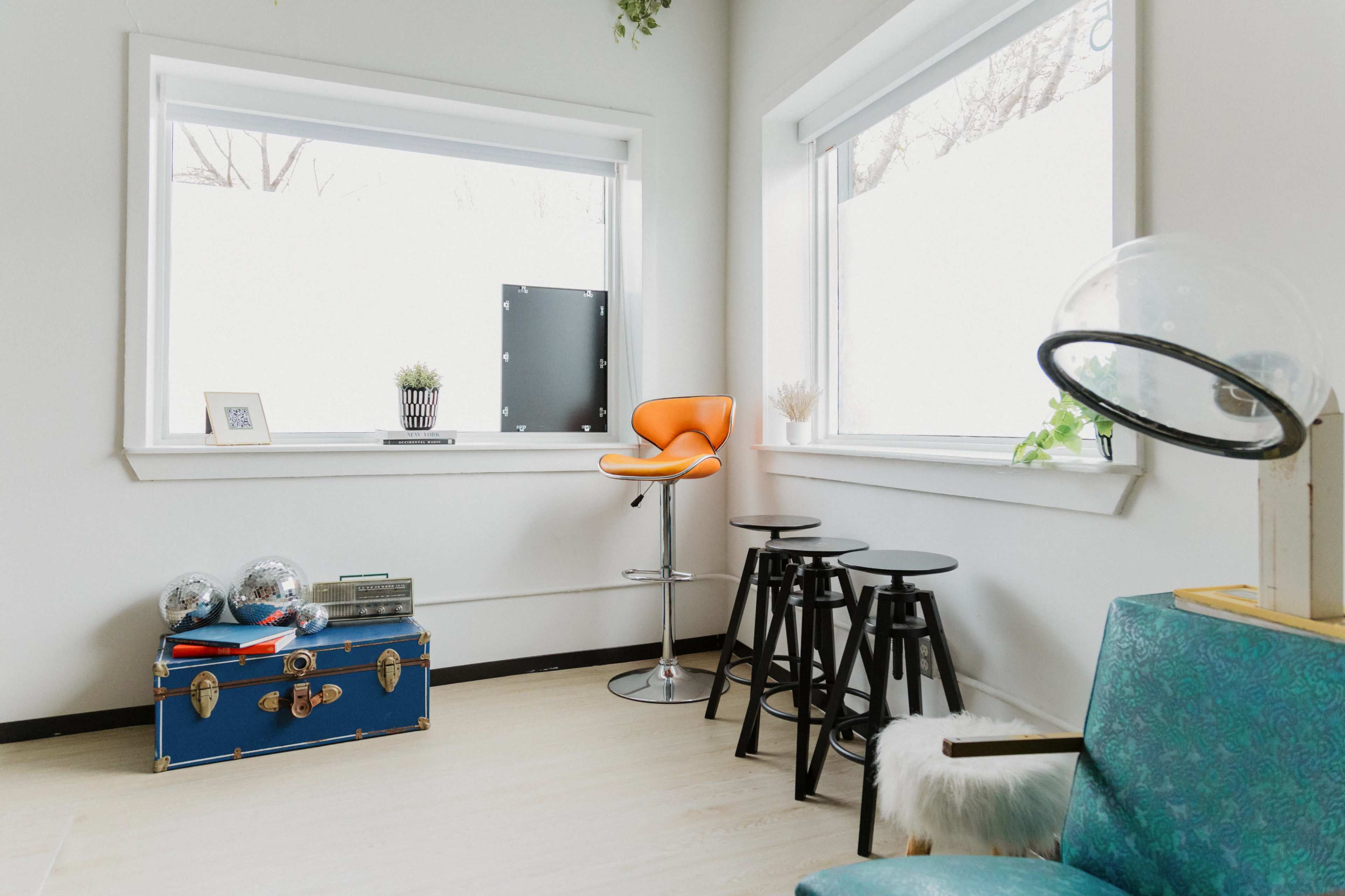 Retro Dallas Photo Studio with Industrial and Mid-Century Charm Image in South Dallas, Dallas, TX