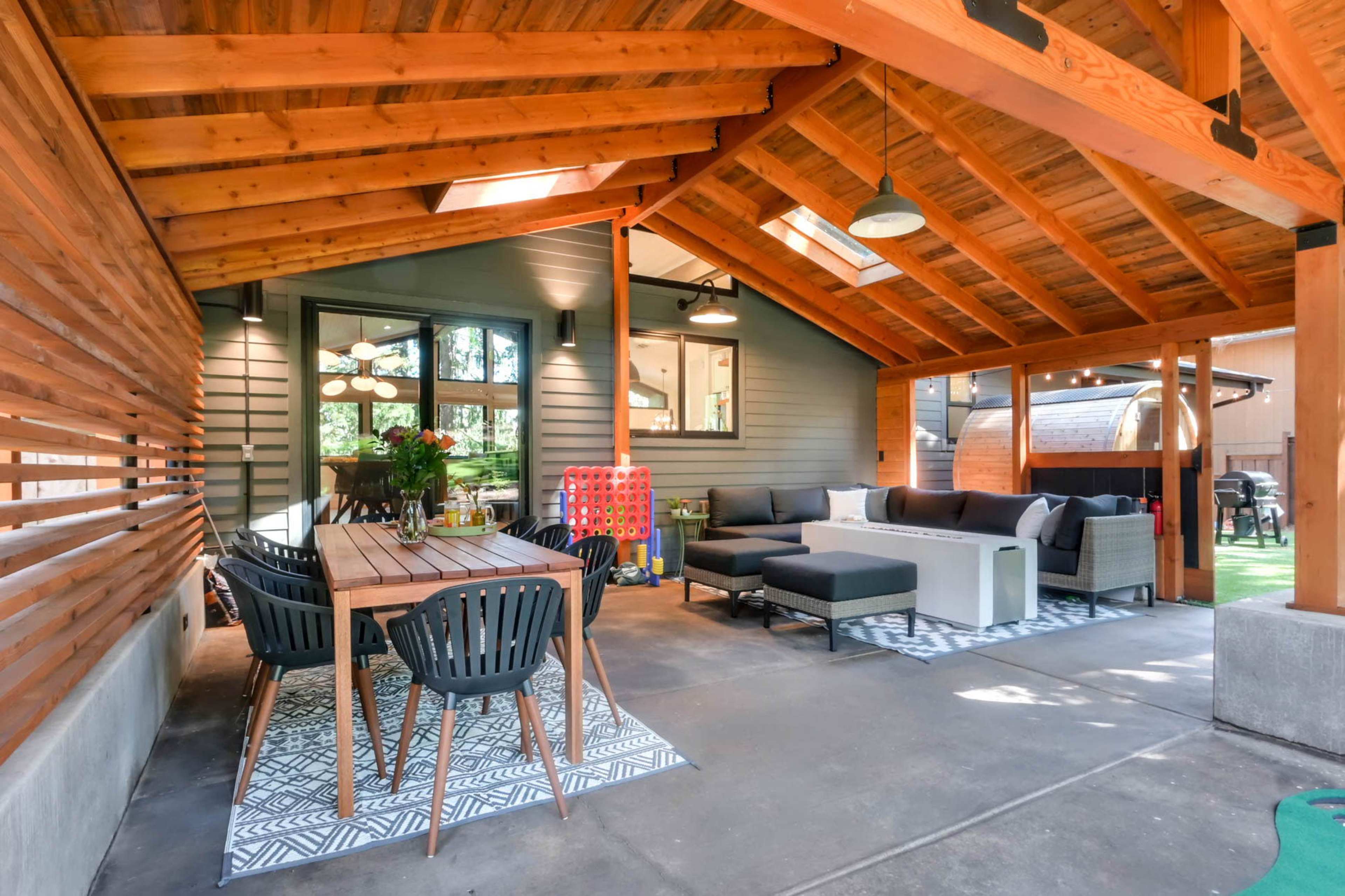 Luxury home for content creation Image in Friendly, Eugene, OR