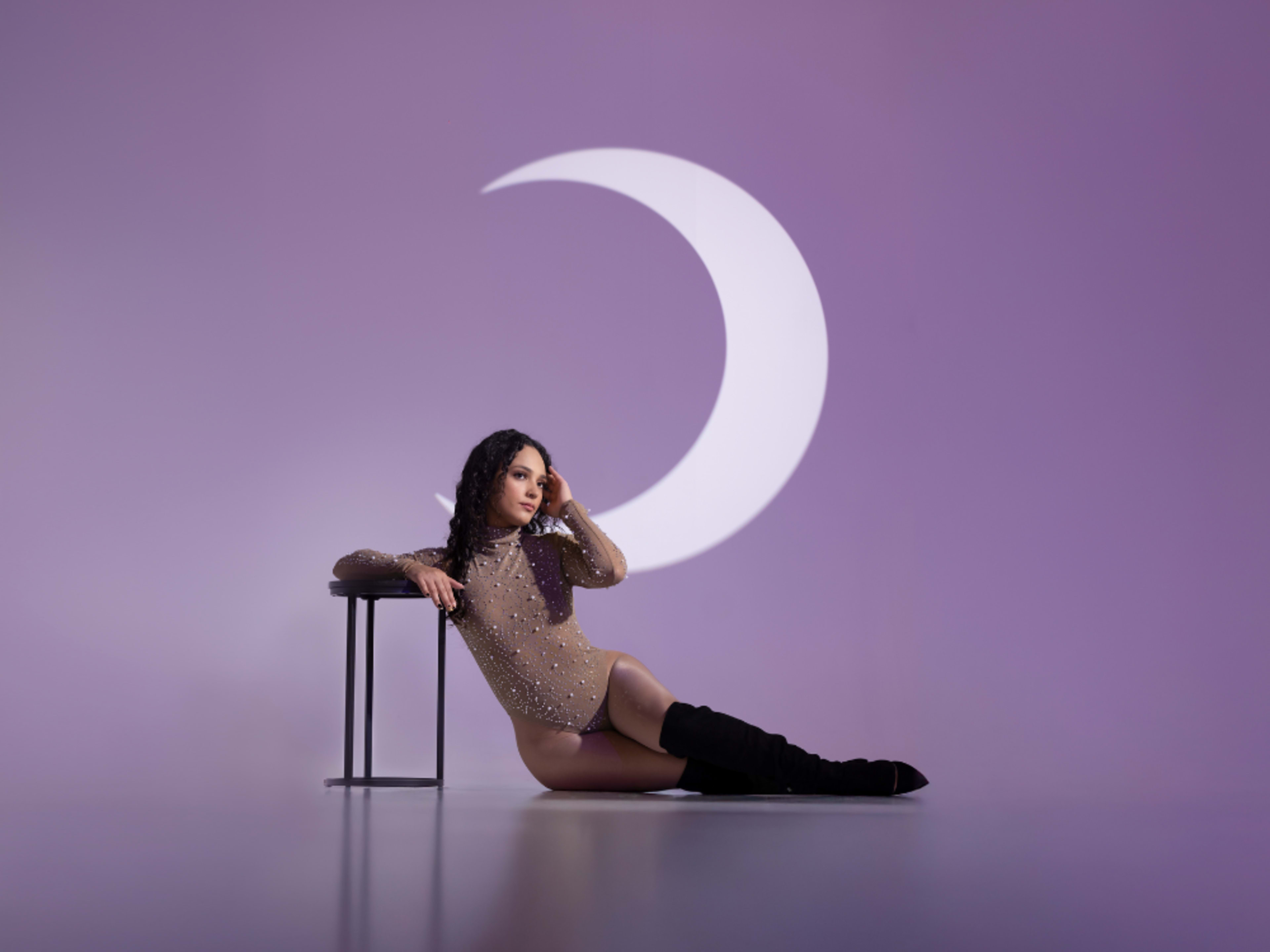 Hire a professional Photographer for one hour
