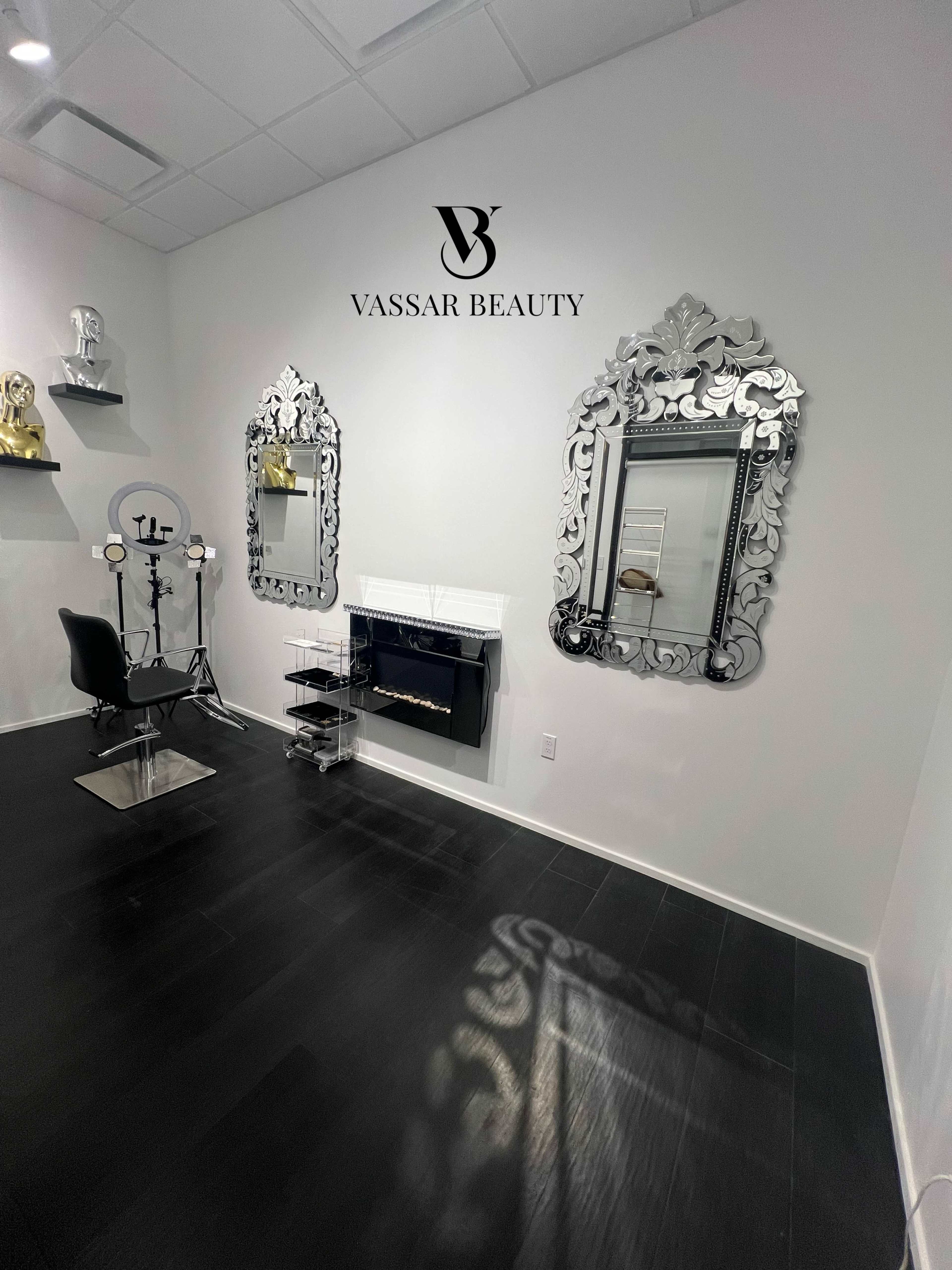 Luxury suite inside Salon Republic Image in Emeryville, Emeryville, CA