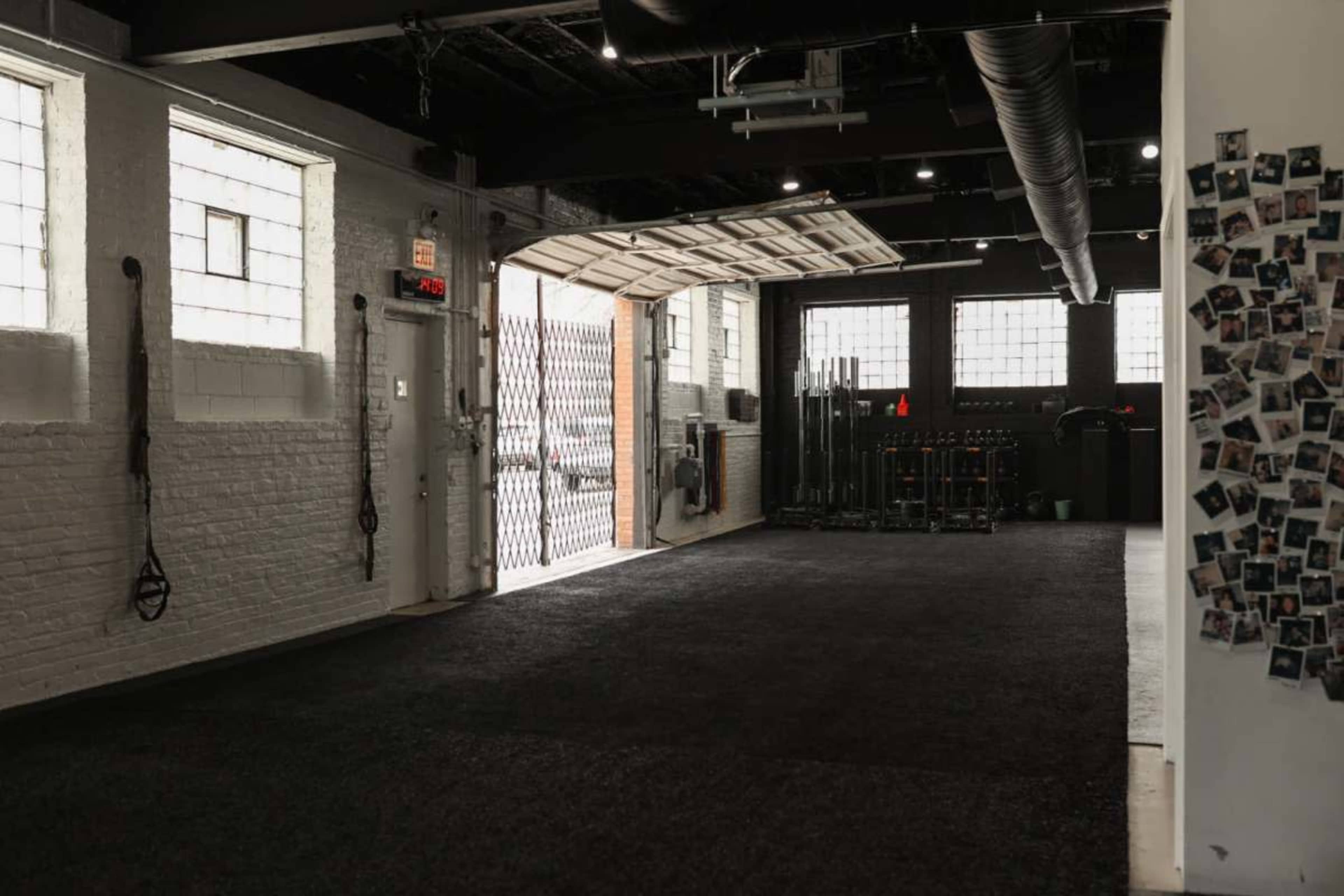 The Garage Chicago Gym Image in West Town, Chicago, IL