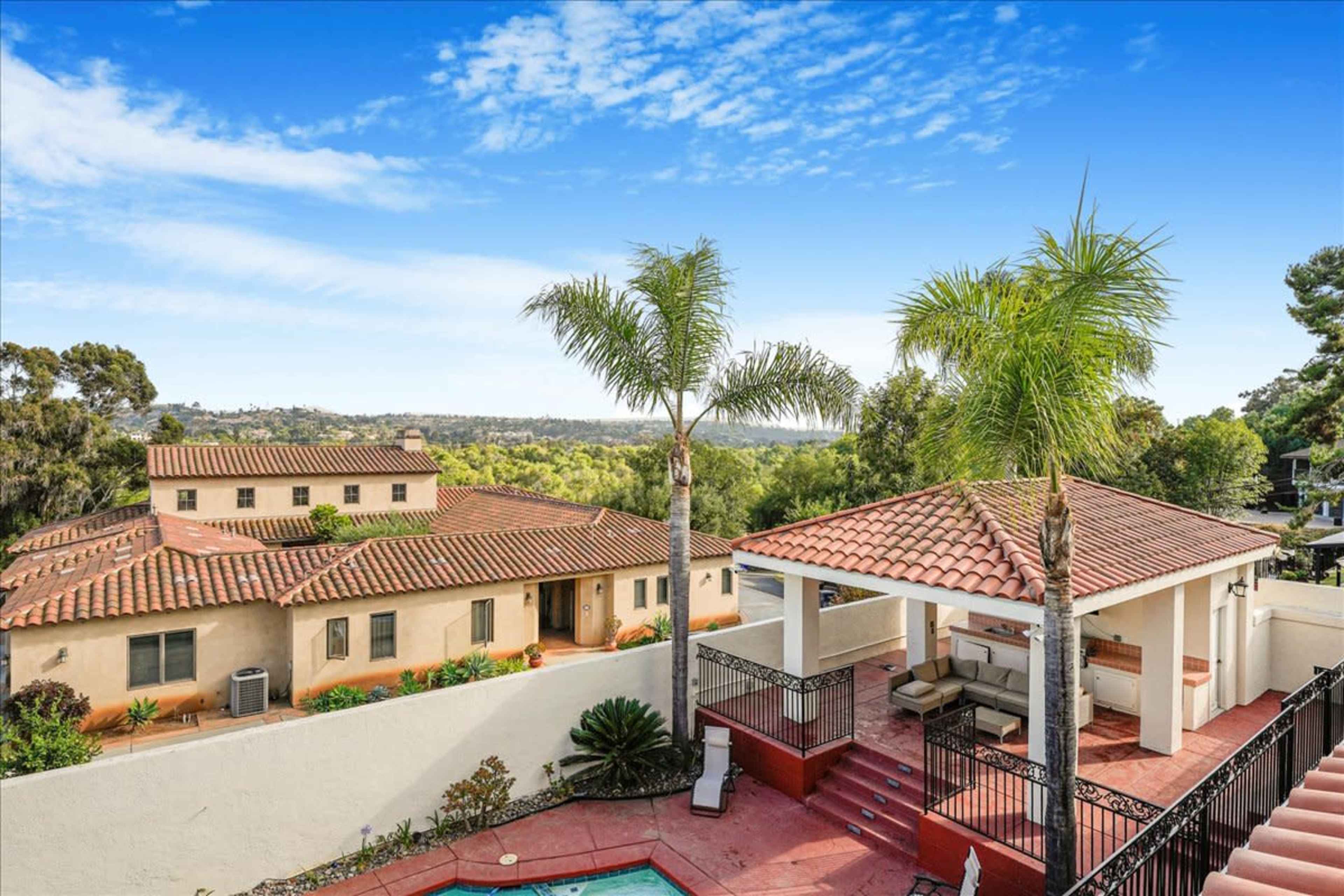 Sweetwater Manor Image in Bonita, Bonita, CA