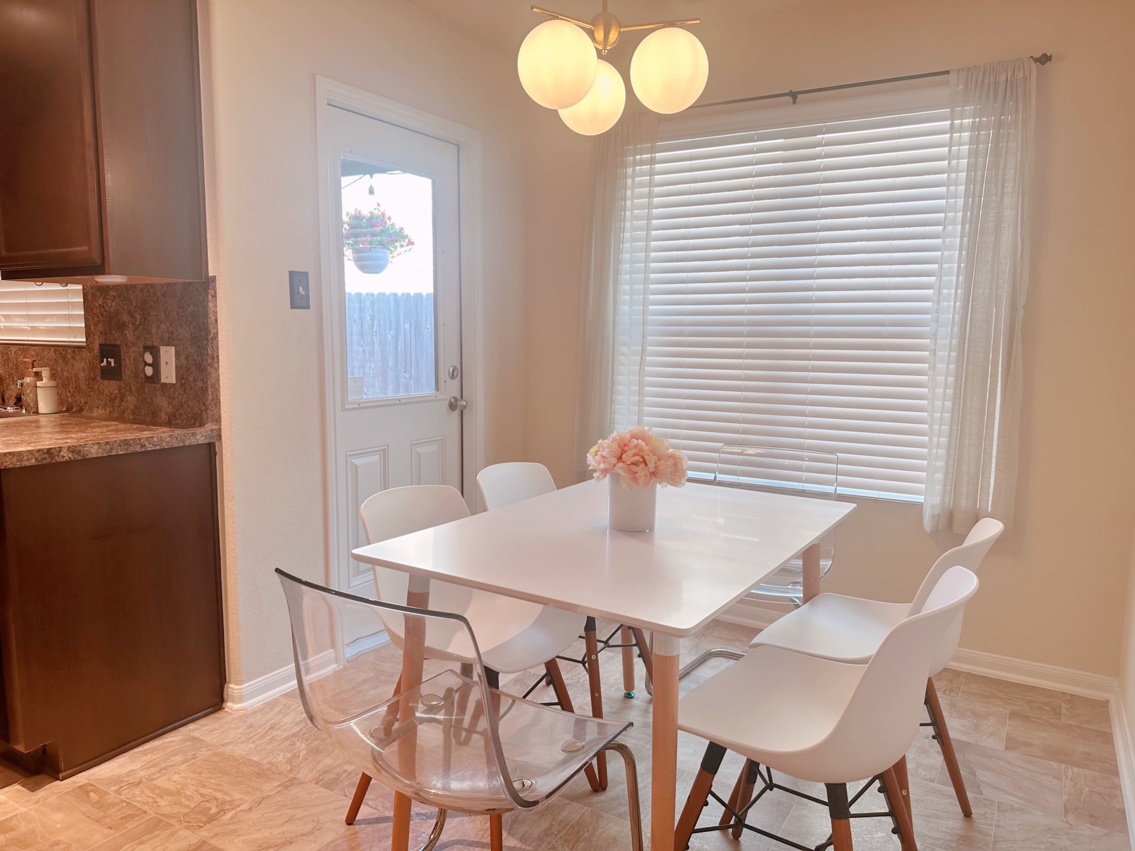 Clean, Stylish Home | Family Gatherings & Celebrations Image in Cypress, Cypress, TX