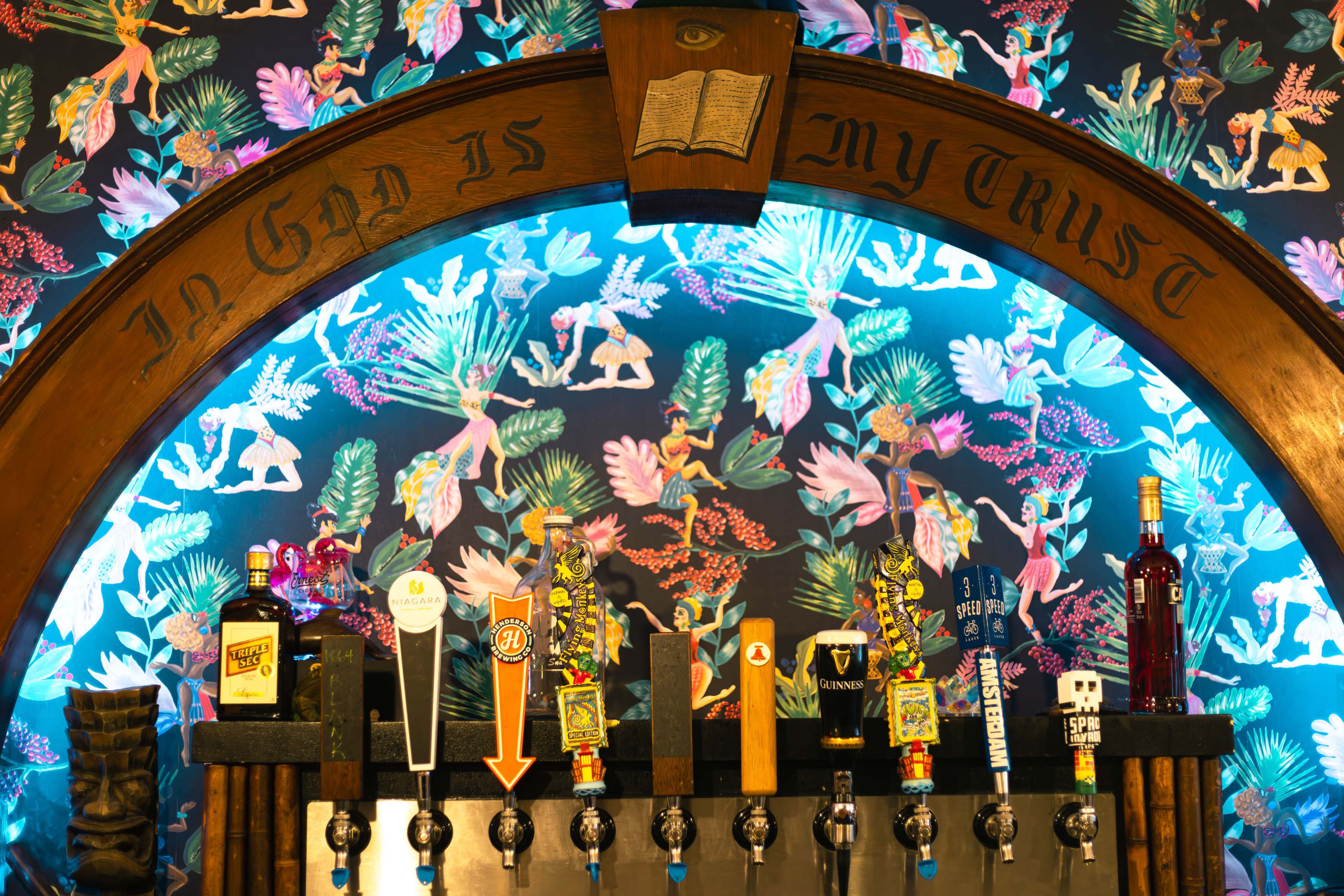 Funky Downtown Toronto Dive Bar – Great for Photoshoots, Film & Events Image in Cabbagetown-South St.James Town, Toronto, ON