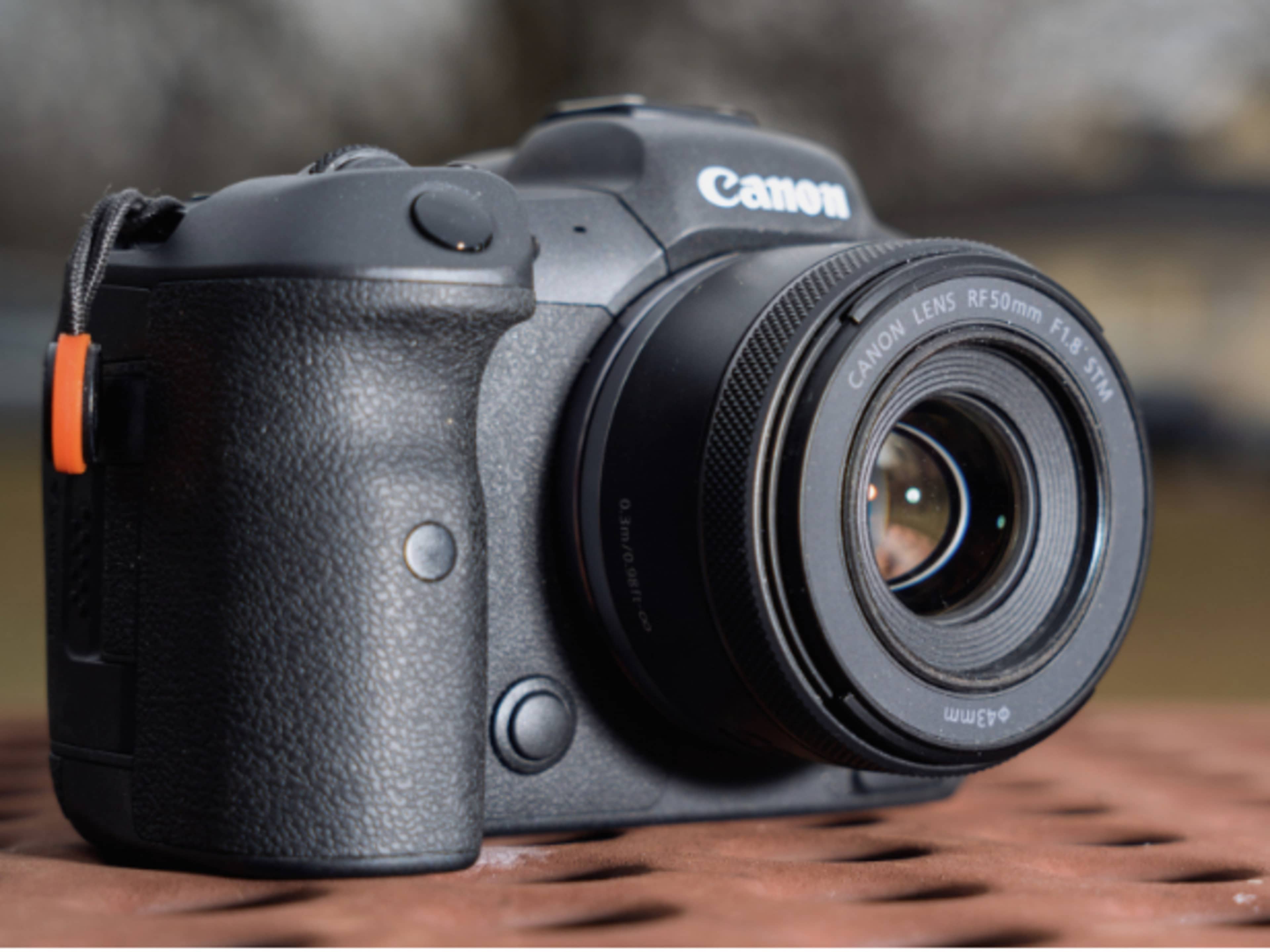 Canon EOS R + 50mm 1.8 