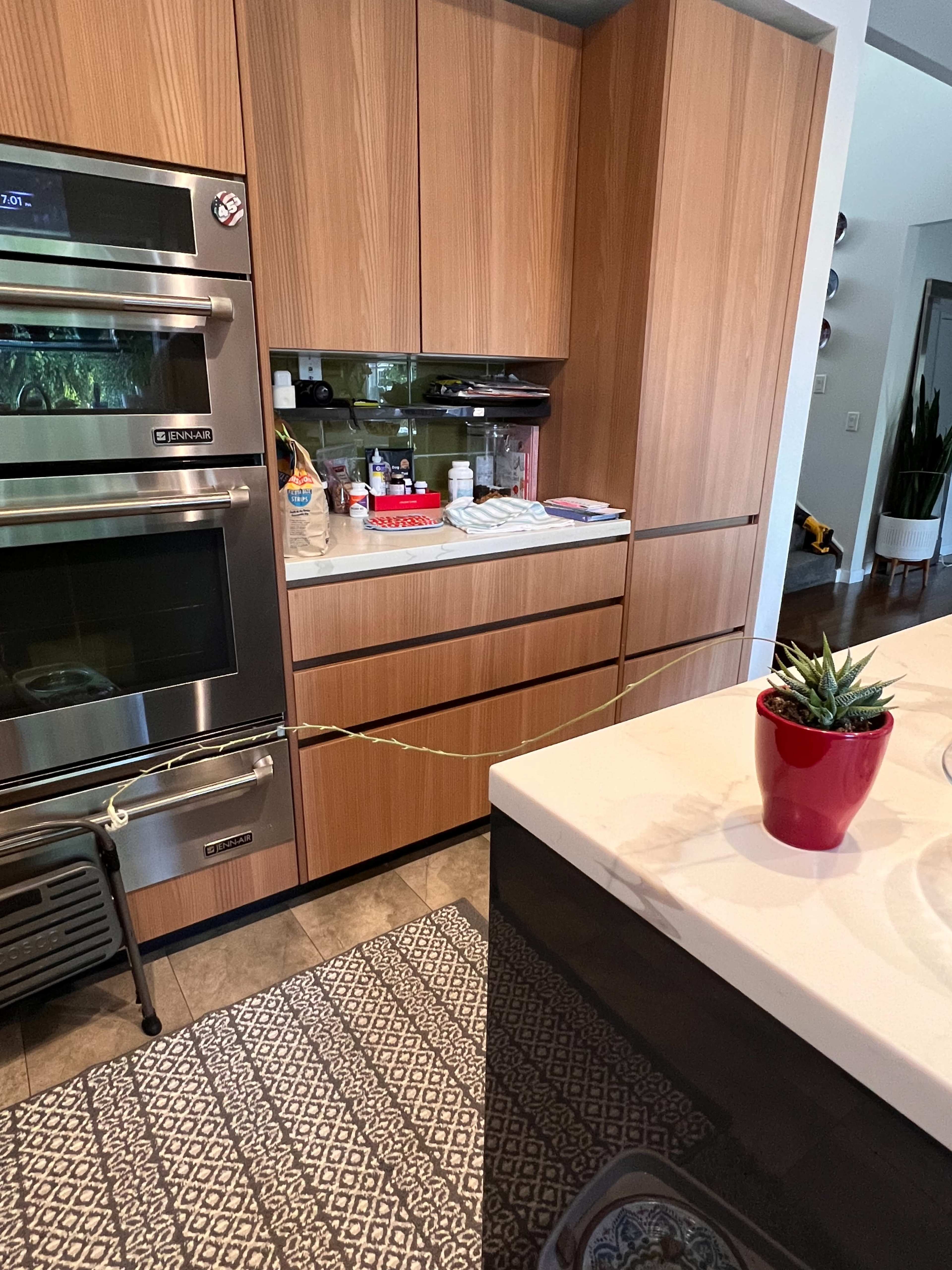 Great street presence, with modern dining, kitchen and living room. Image in Mar Vista, LOS ANGELES, CA