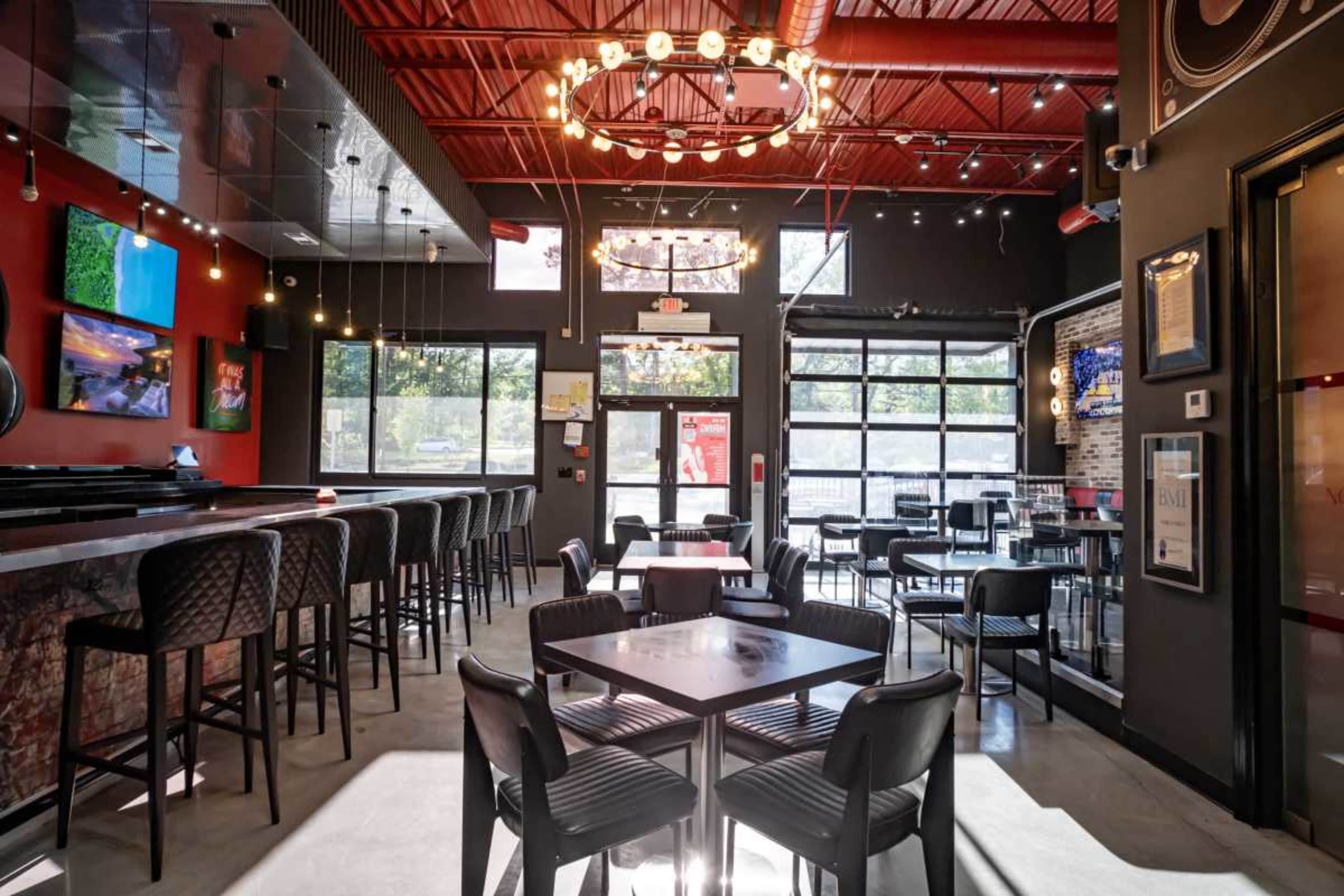 Superb Private Room in Atlanta, GA Image in Fairburn Mays, Atlanta, GA