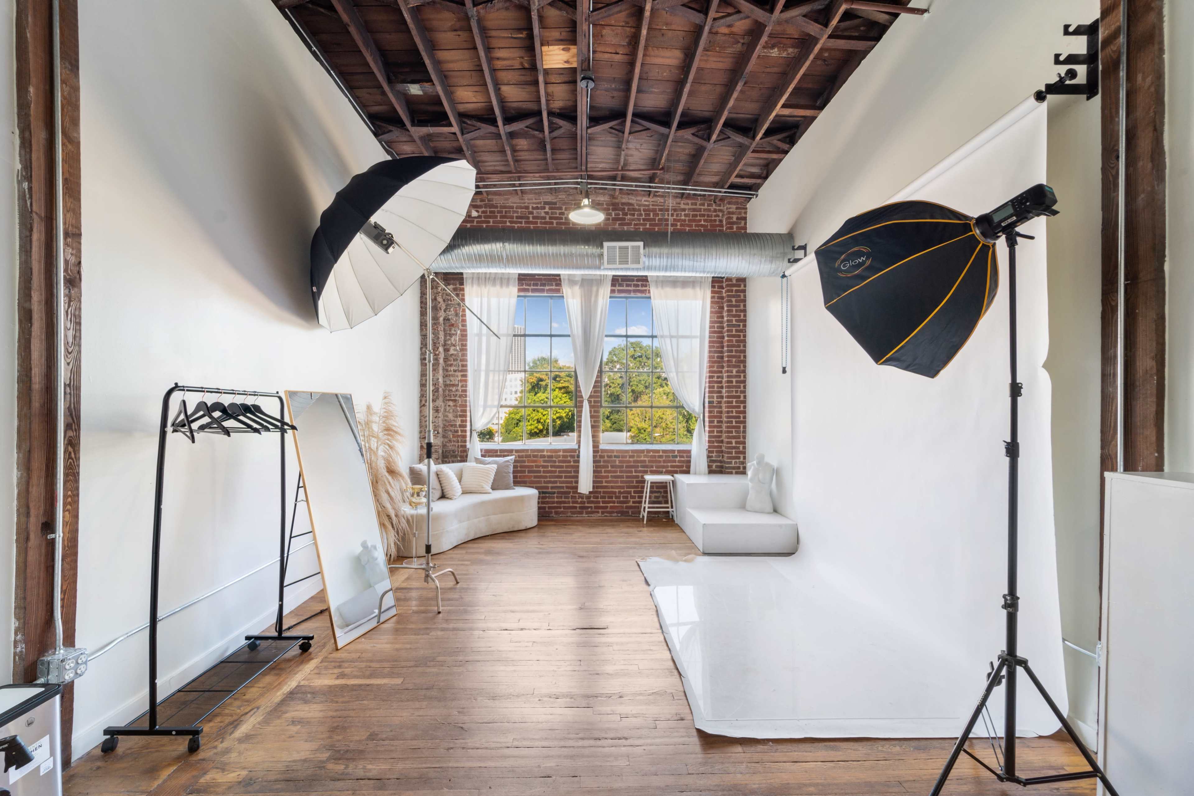 Downtown Loft with city view Image in Downtown Atlanta, Atlanta, GA