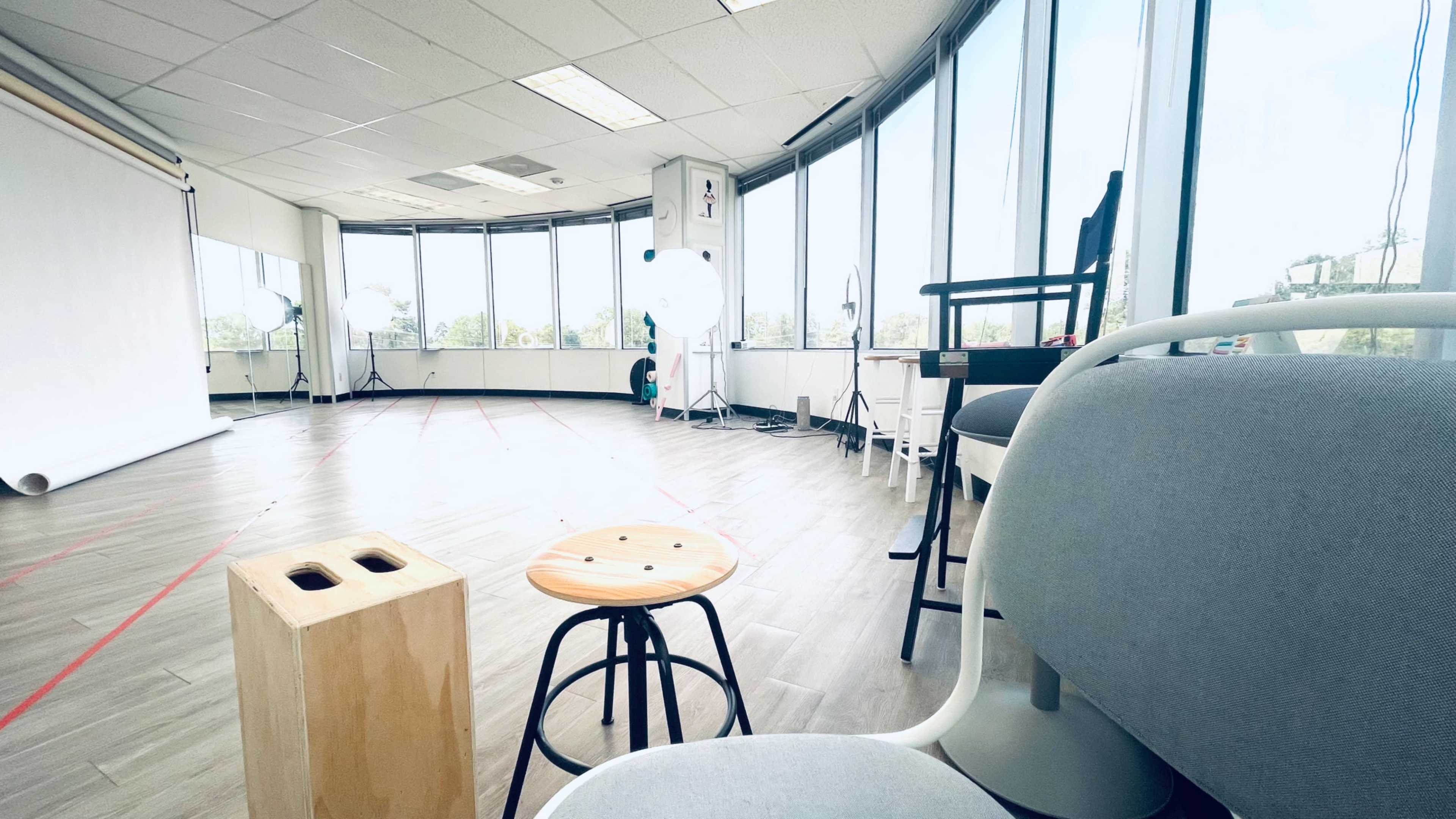 The Half Moon: Curved Studio with Oversized Windows" Image in Houston, Houston, TX