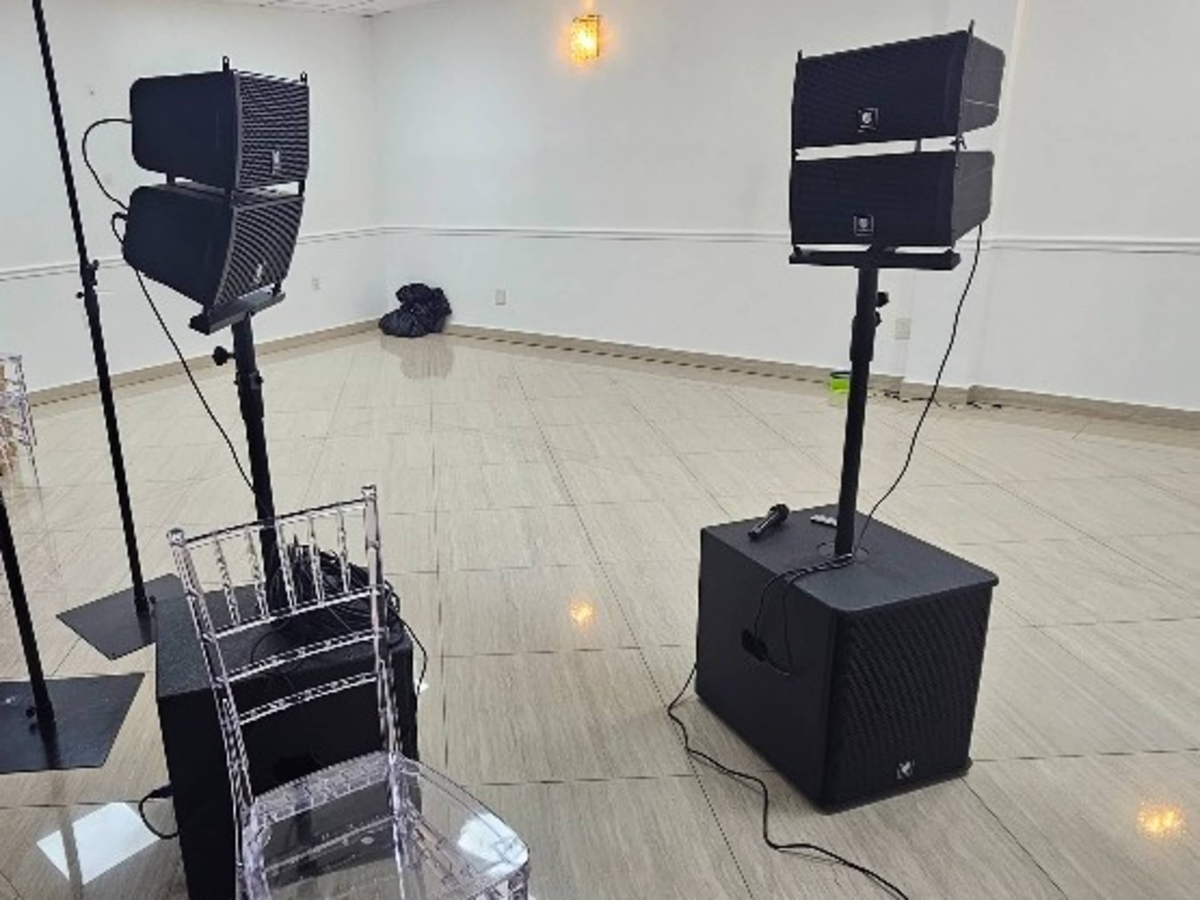 Entertainment & Tech 