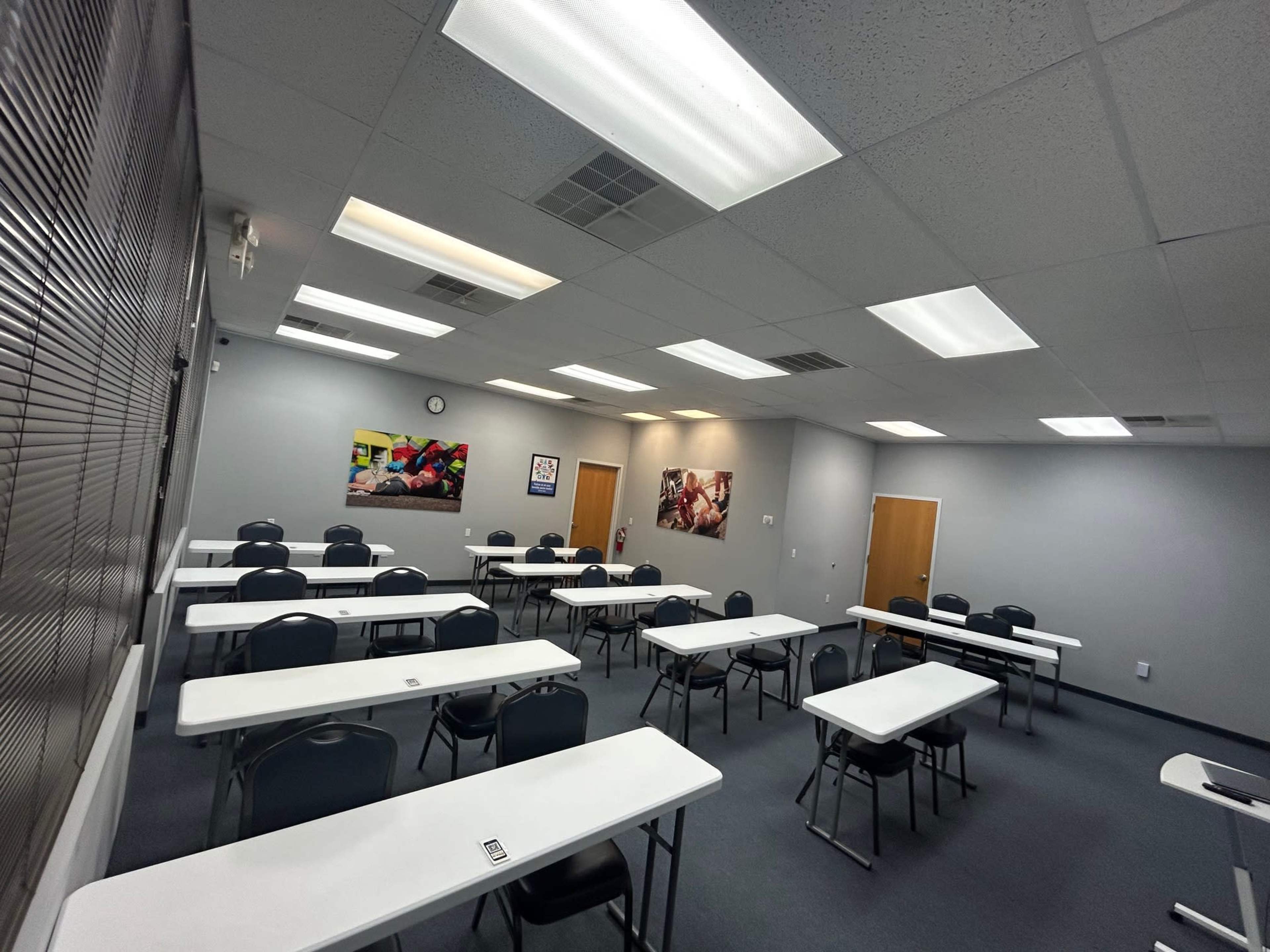 West Knoxville meeting space with ample parking Image in Knoxville, Knoxville, TN