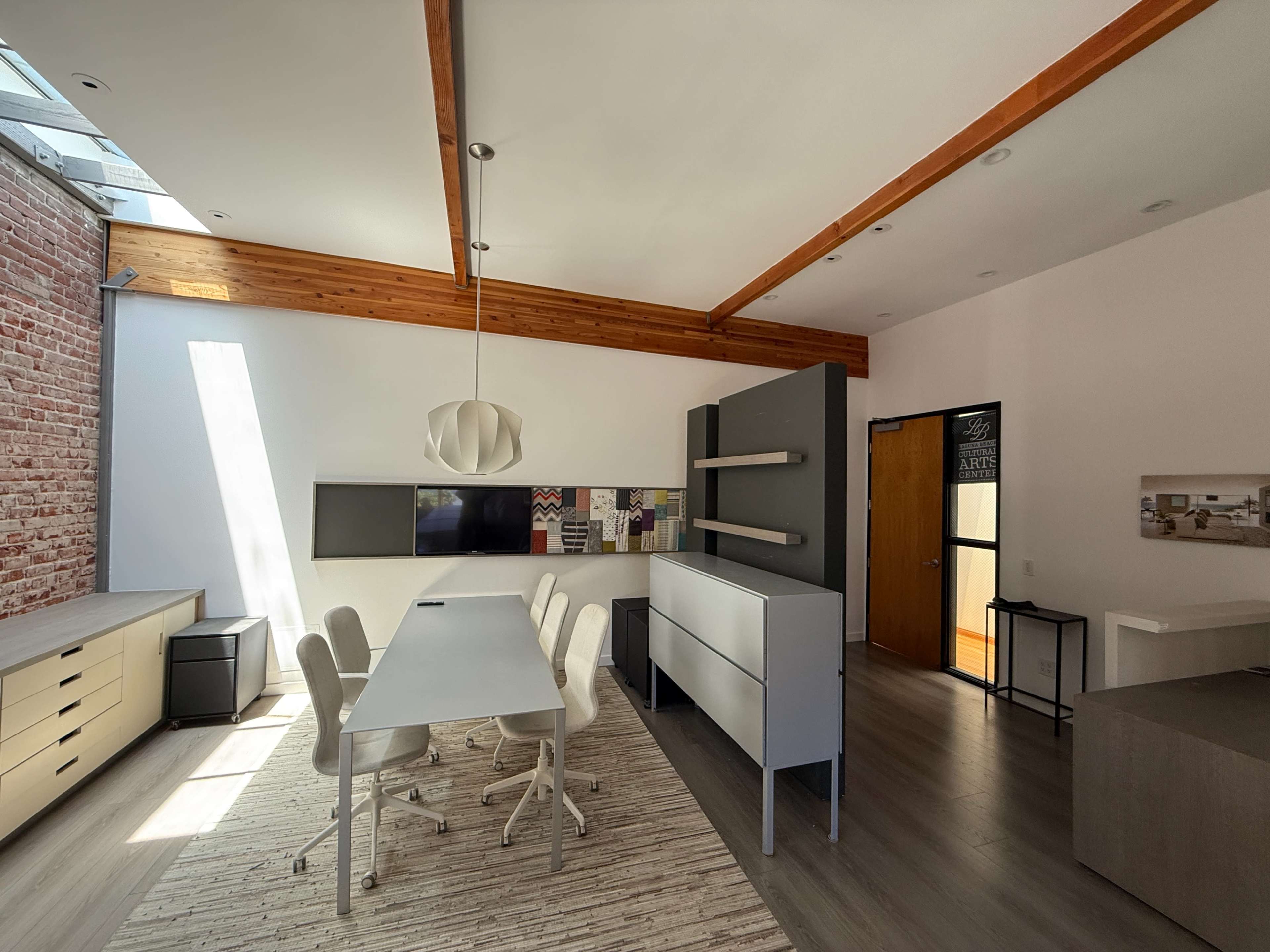 Modern Coastal Meeting Loft in Downtown Laguna Beach Image in Laguna Beach, Laguna Beach, CA