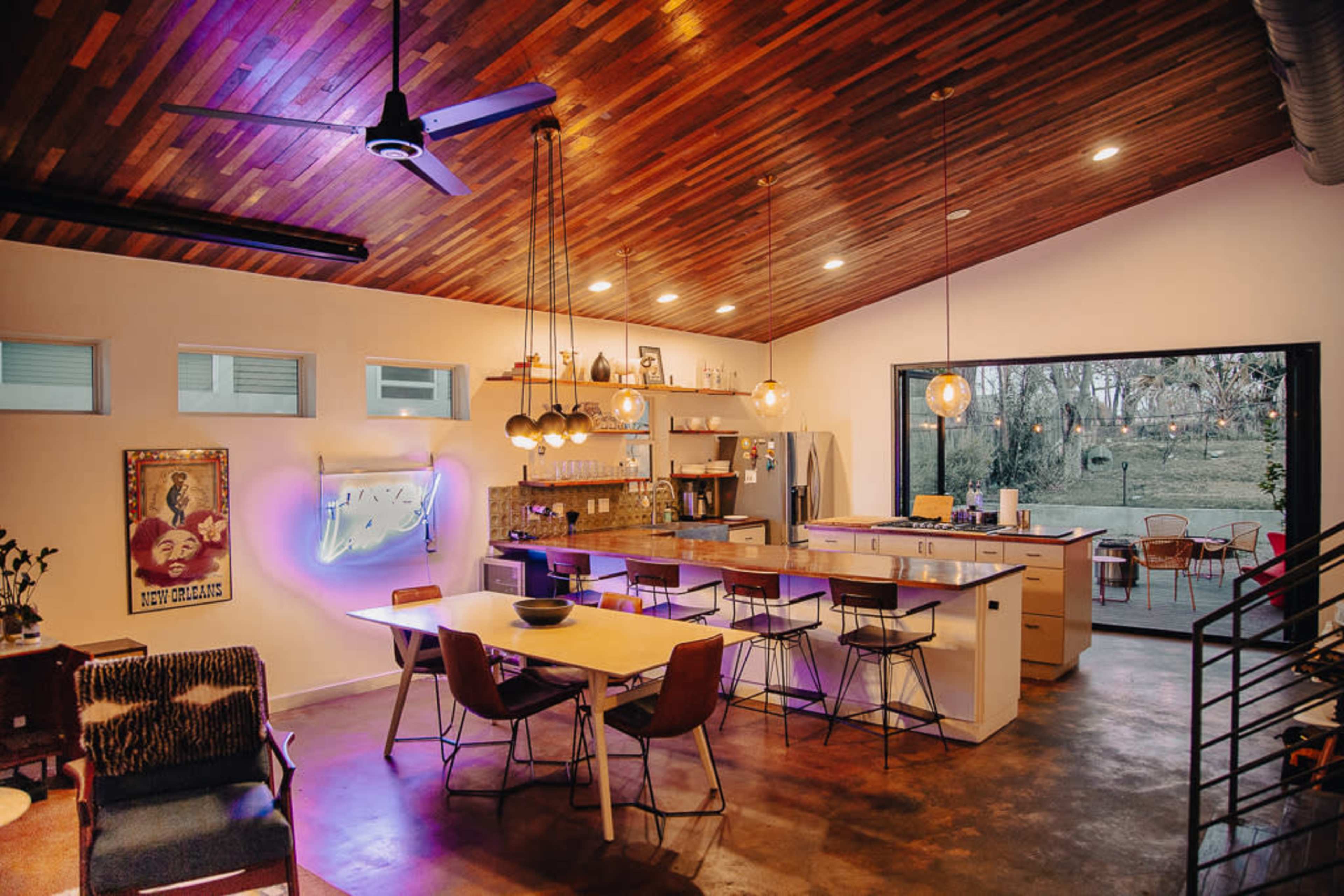Central Eastside Gathering Space Image in Blackshear-Prospect Hill, Austin, TX