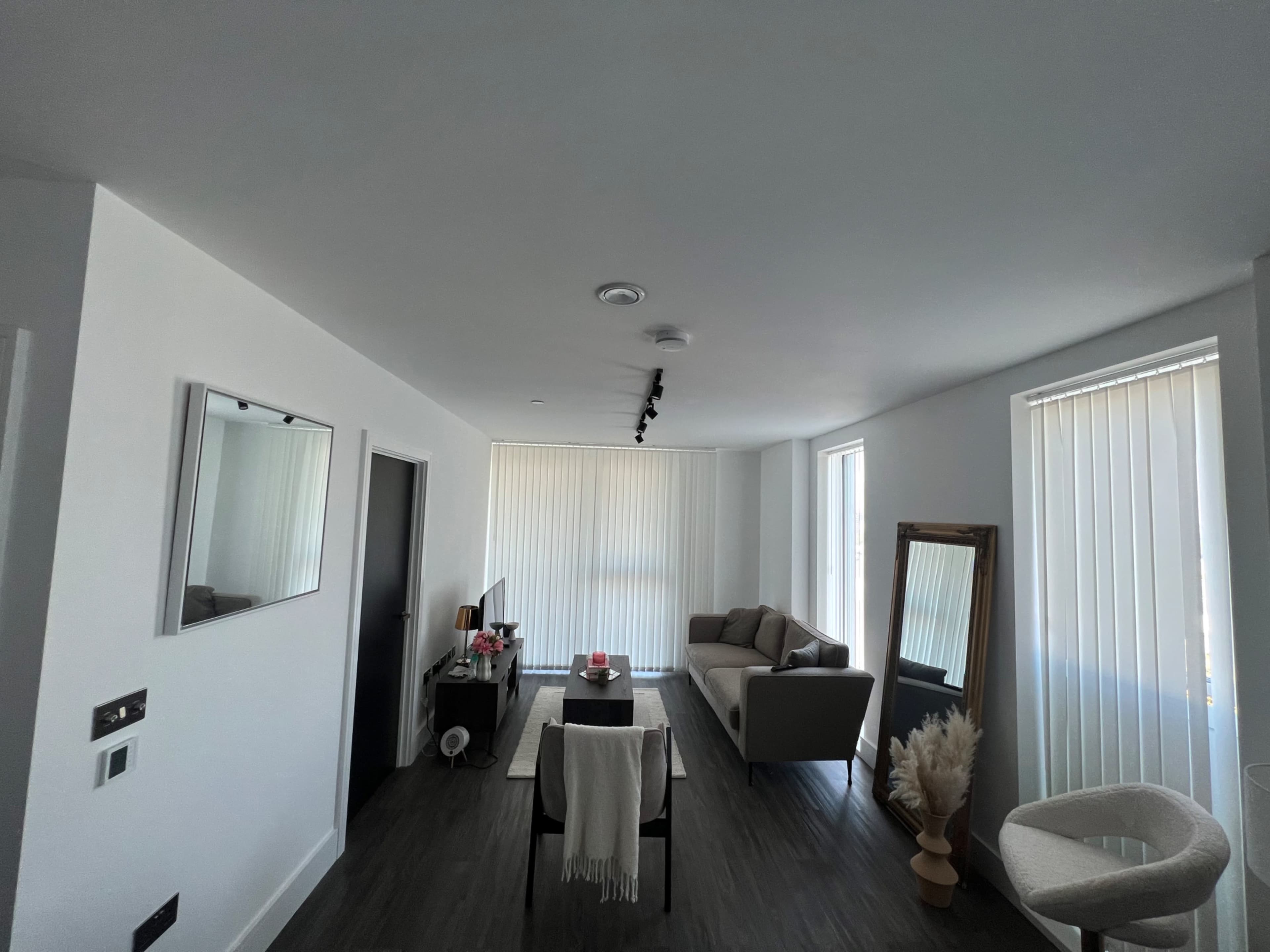 Modern Neutral Apartment/ Content Space/ Shortfilm Image in London, London, ENG