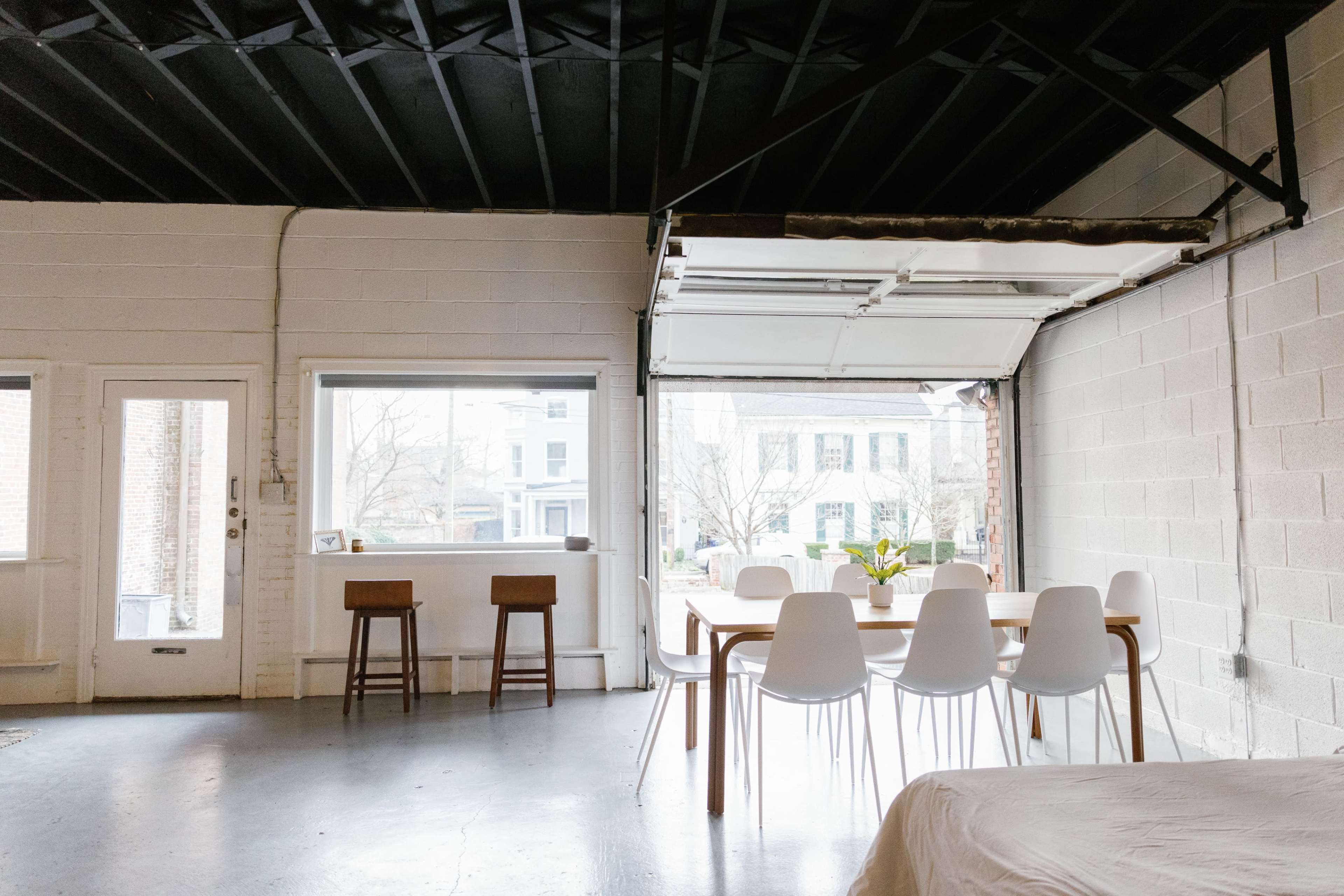 Downtown Industrial Modern Studio Image in West Suburb, Lexington, KY
