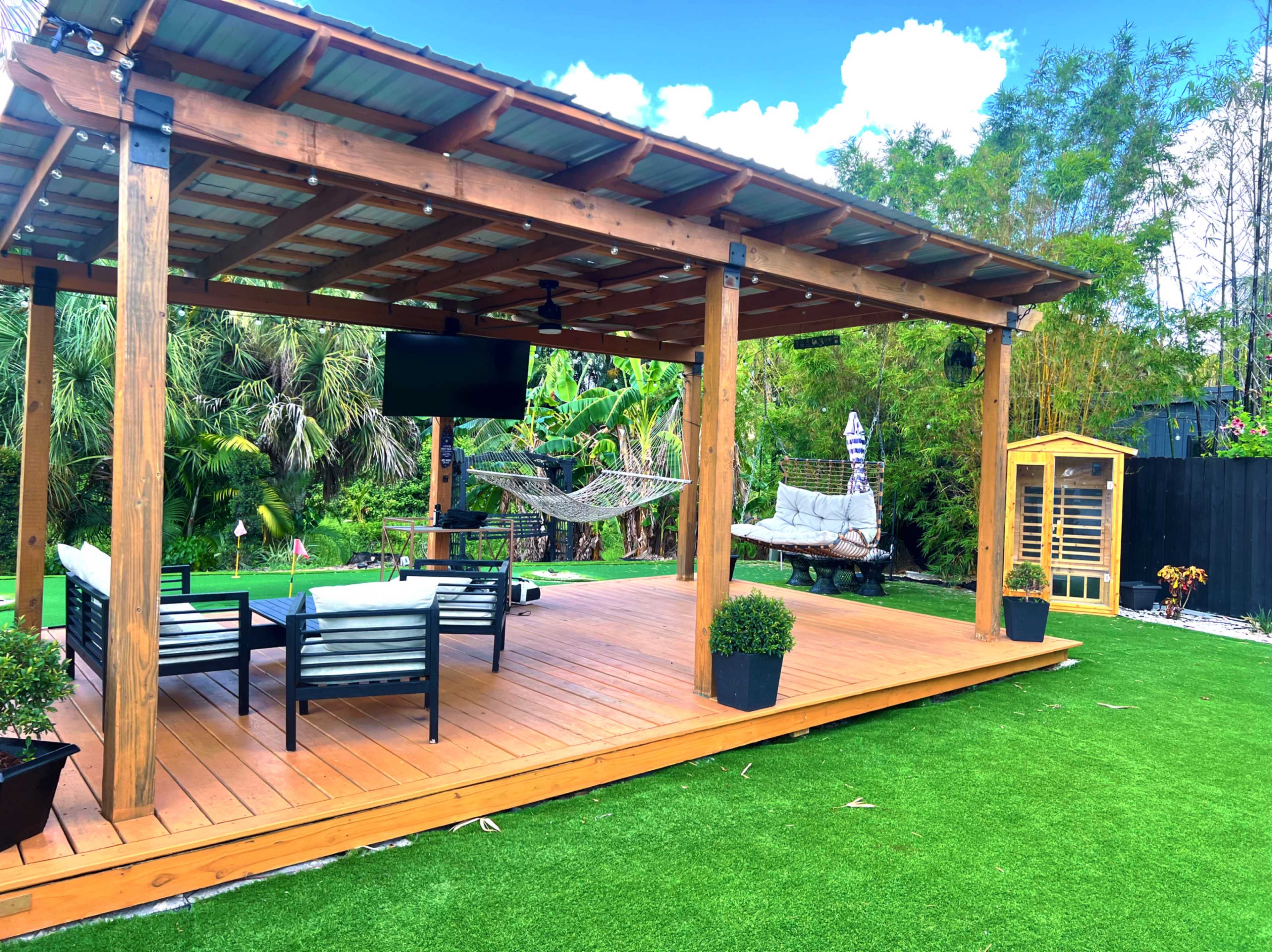 Private Bakyard Image in North Fort Lauderdale, FORT LAUDERDALE, FL