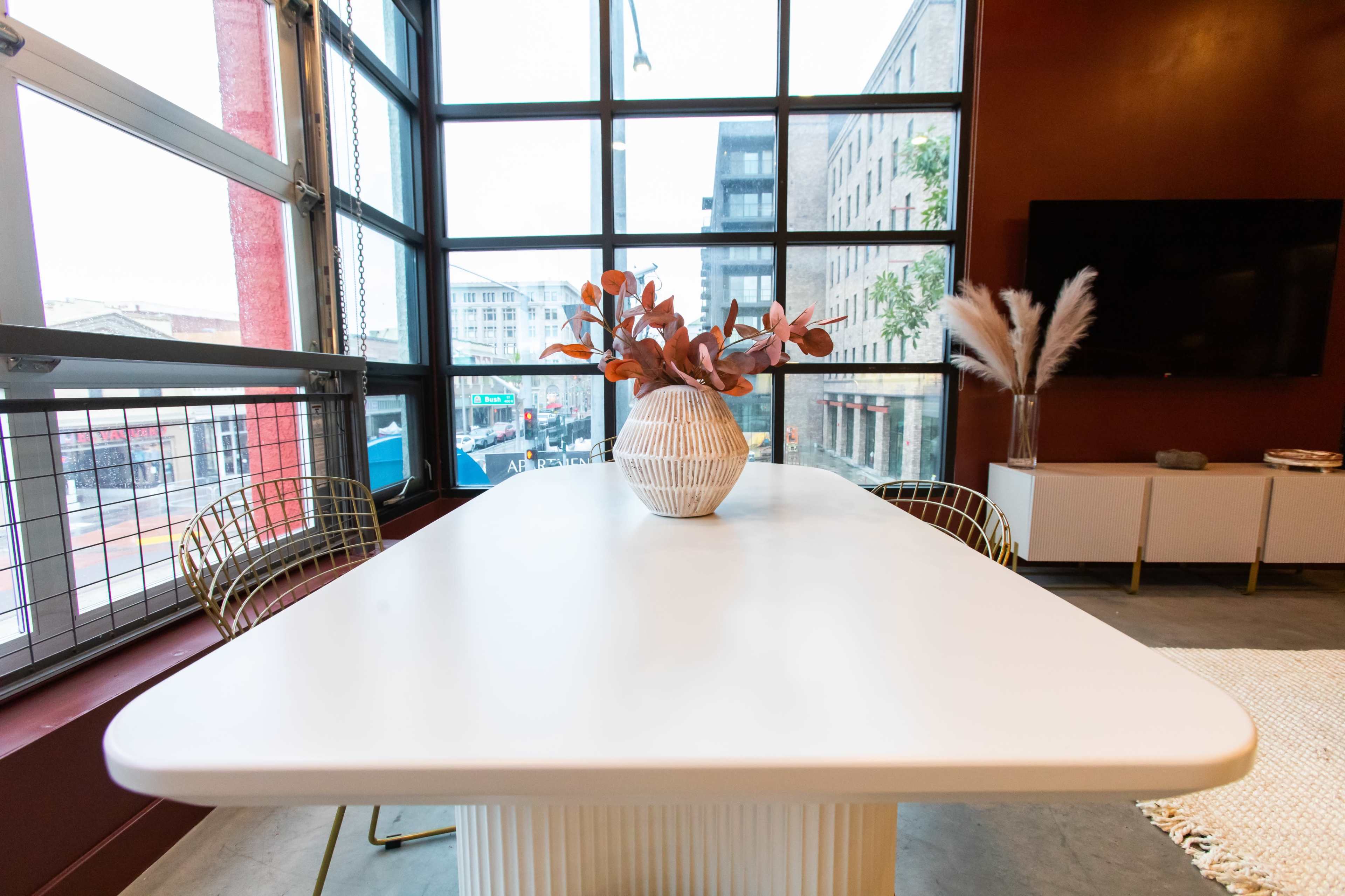 Studio Loft | Garage Door | Murphy Bed | DTSA | AC Image in Lacy, Santa Ana, CA