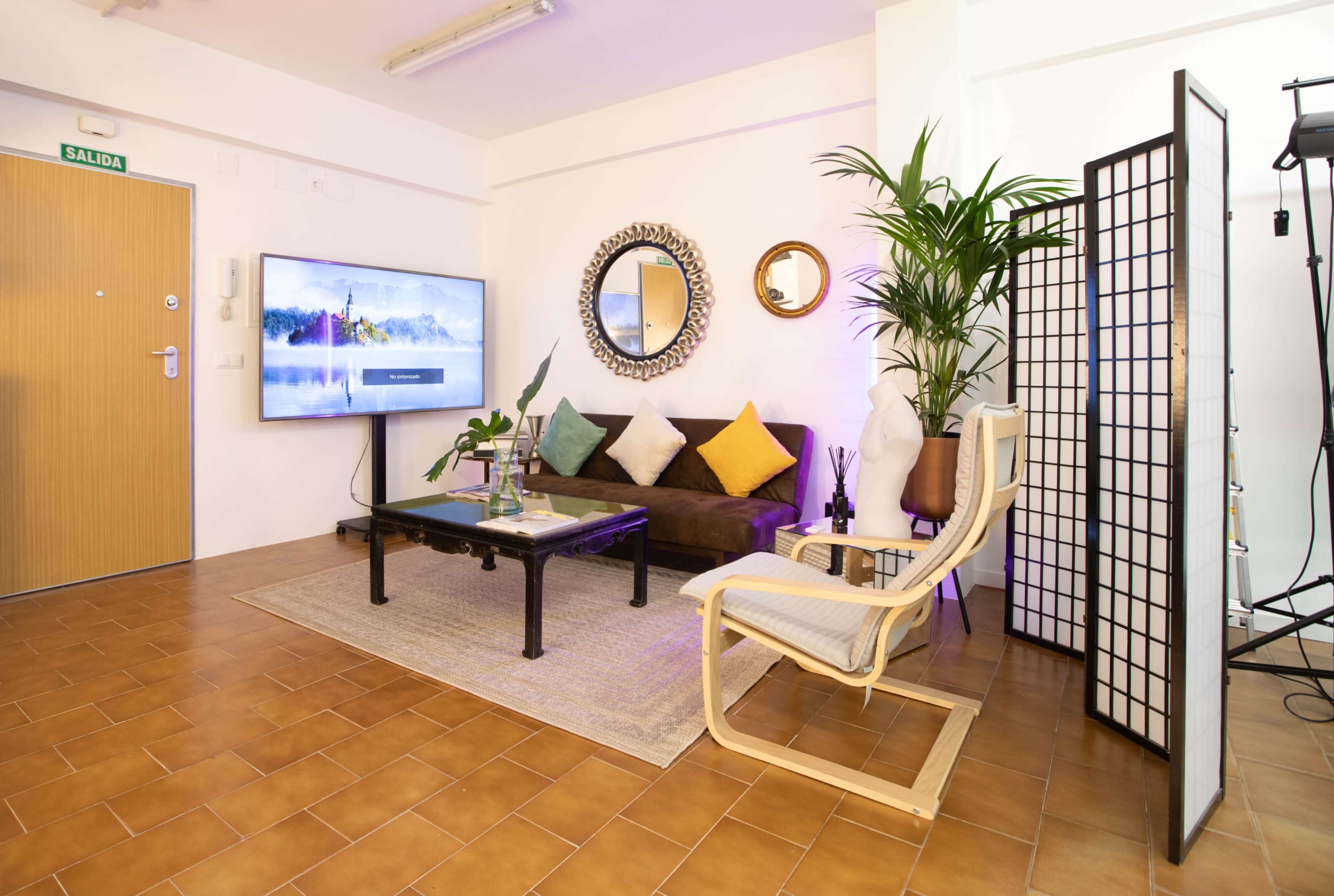 Espacio_16 Image in Las Acacias, Madrid, M