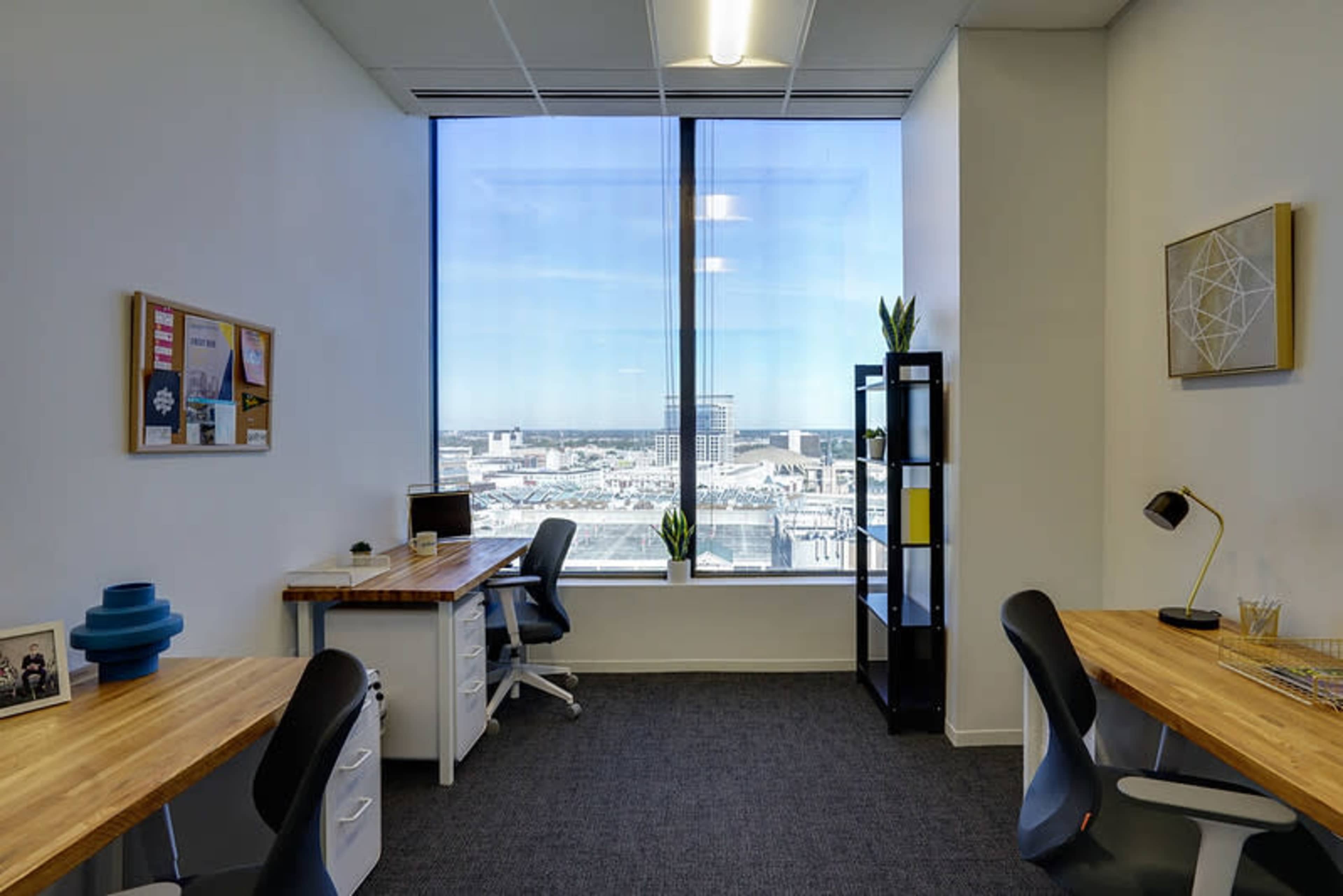 Private 4-Person Day Office in Downtown Norfolk Image in Downtown, Norfolk, VA