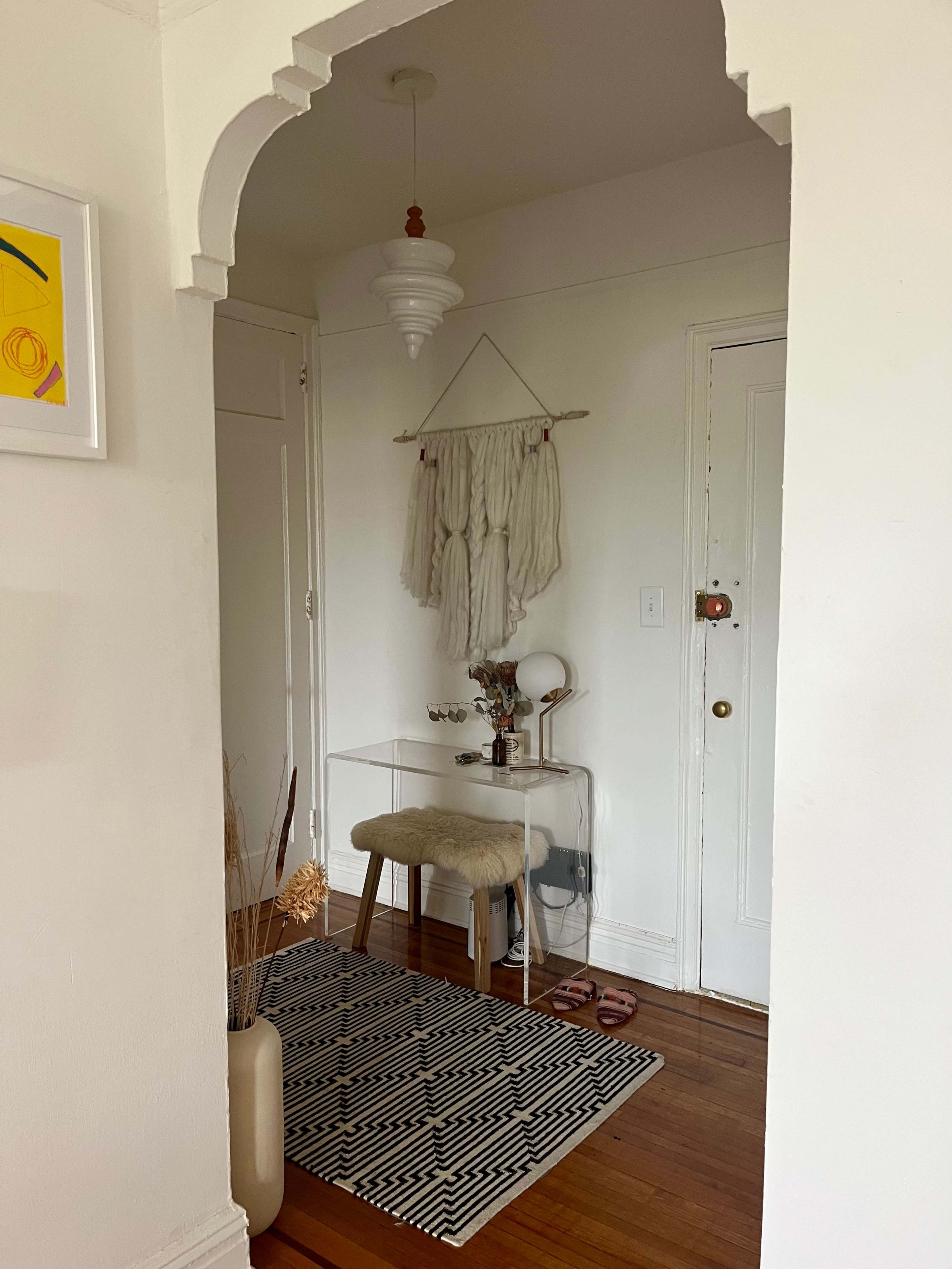 Sunny, Artistic, Pre-War Brooklyn Apartment Image in Flatbush, Brooklyn, NY
